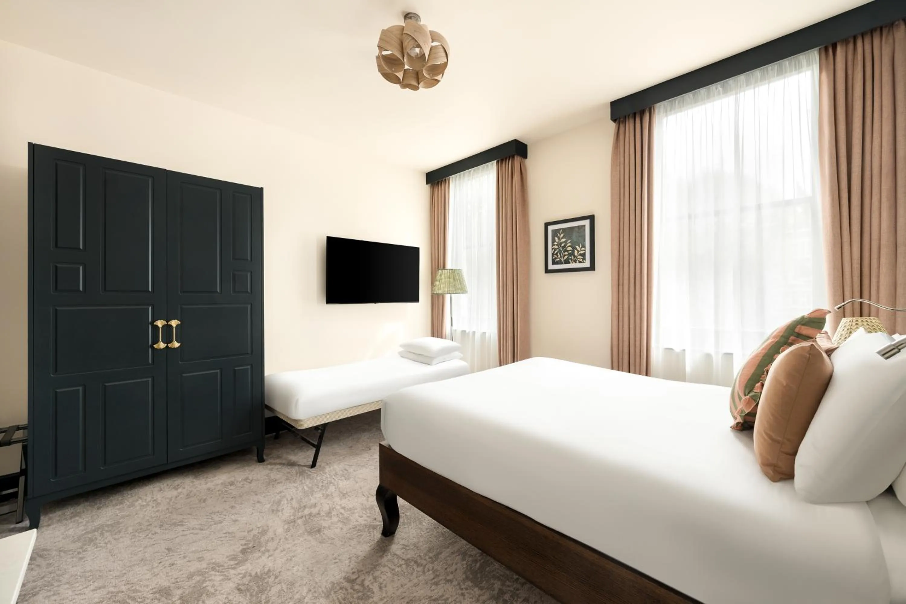 Bed in Hotel Indigo London - Kensington by IHG