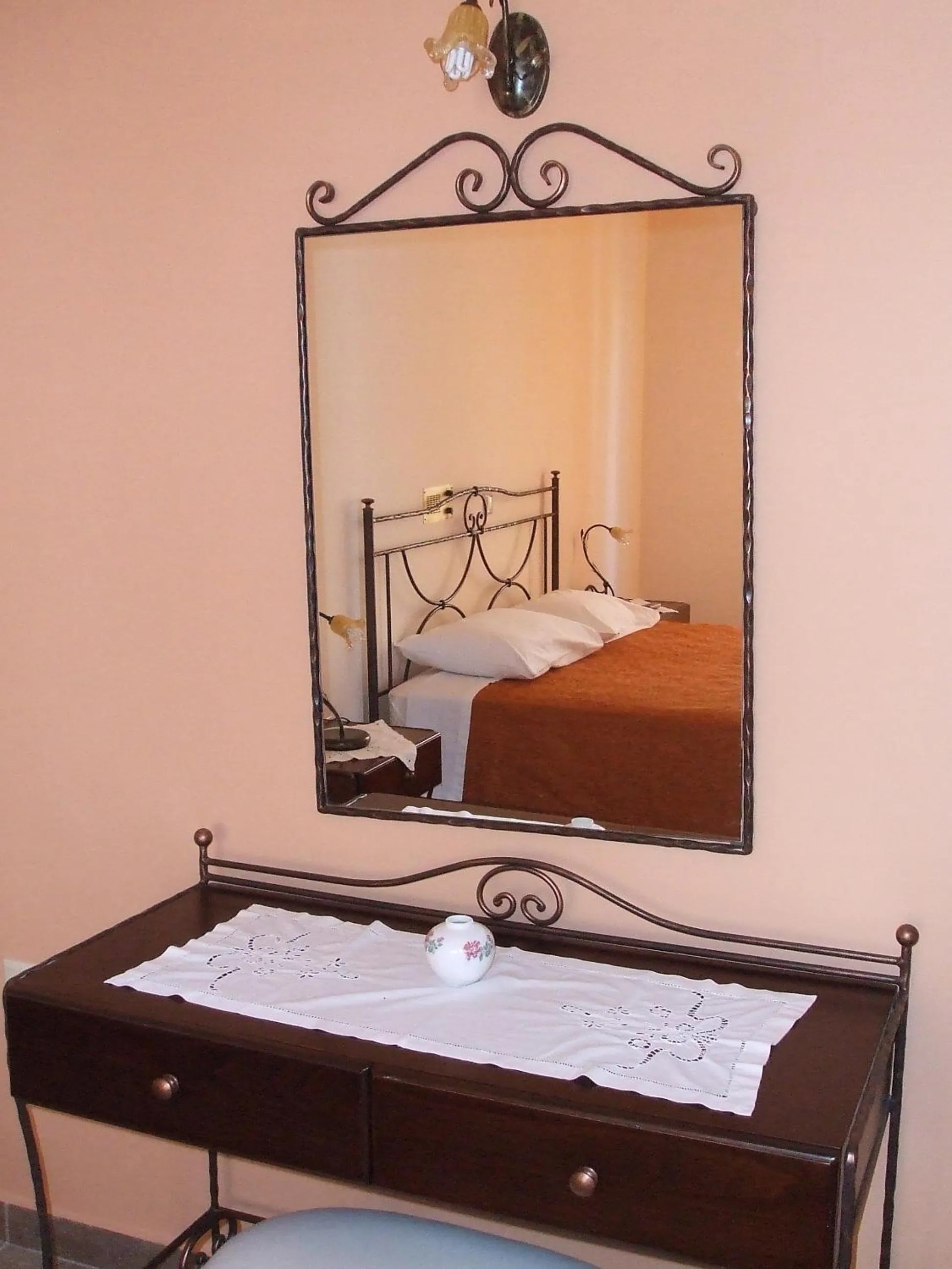 Decorative detail in Preka Maria