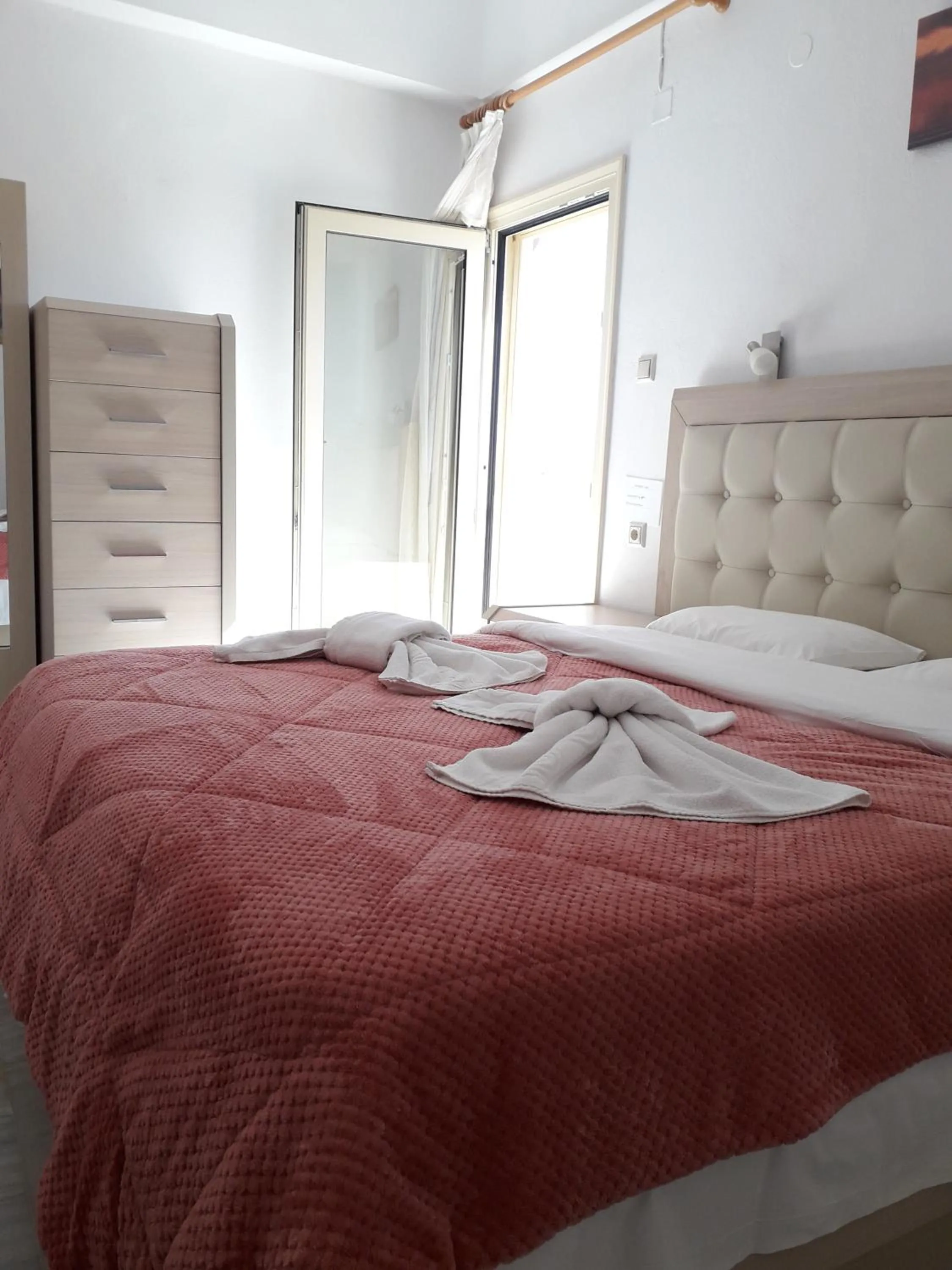 Bed in Knossos Hotel