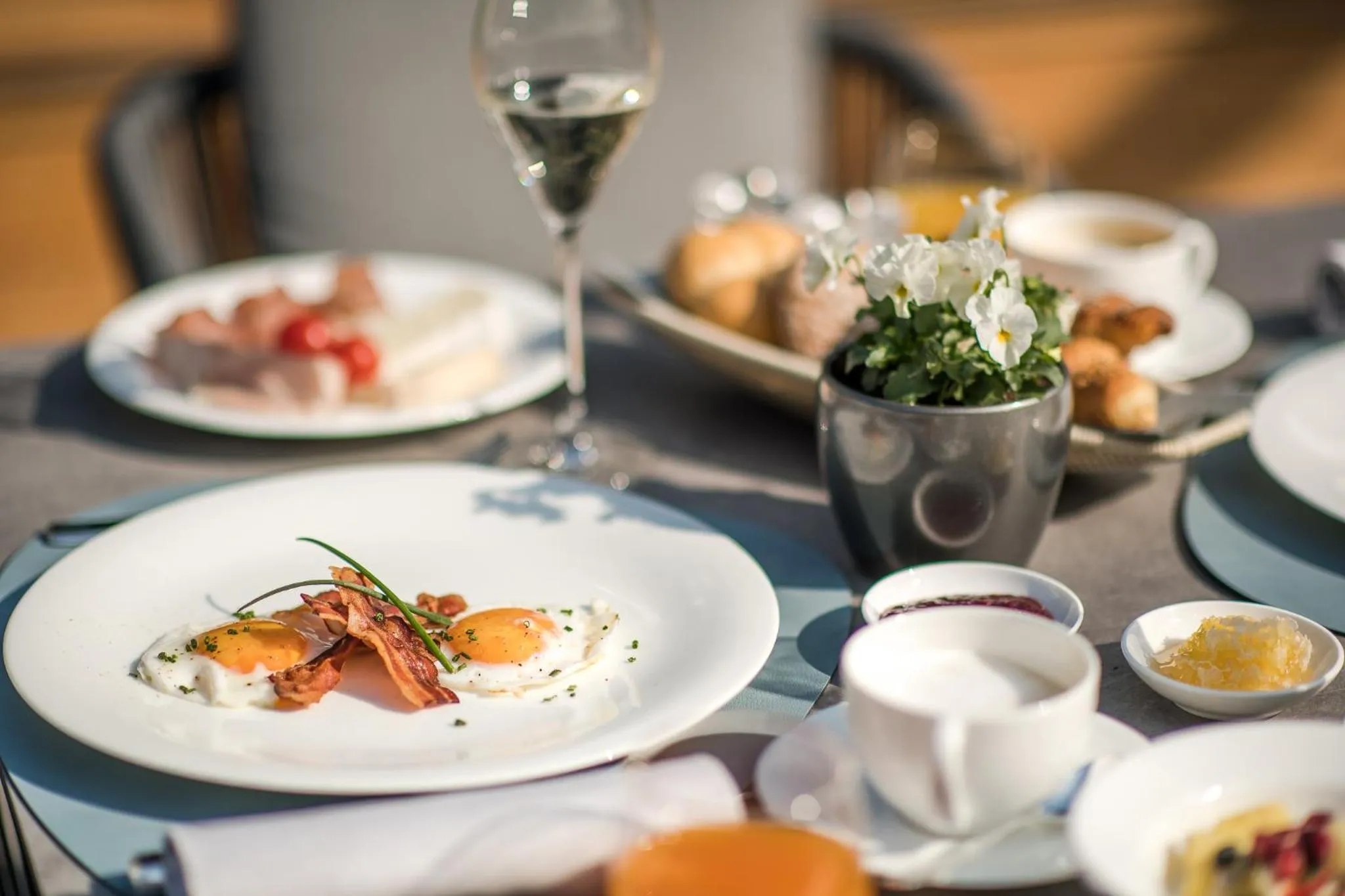 Breakfast in Hotel Dorner B&B