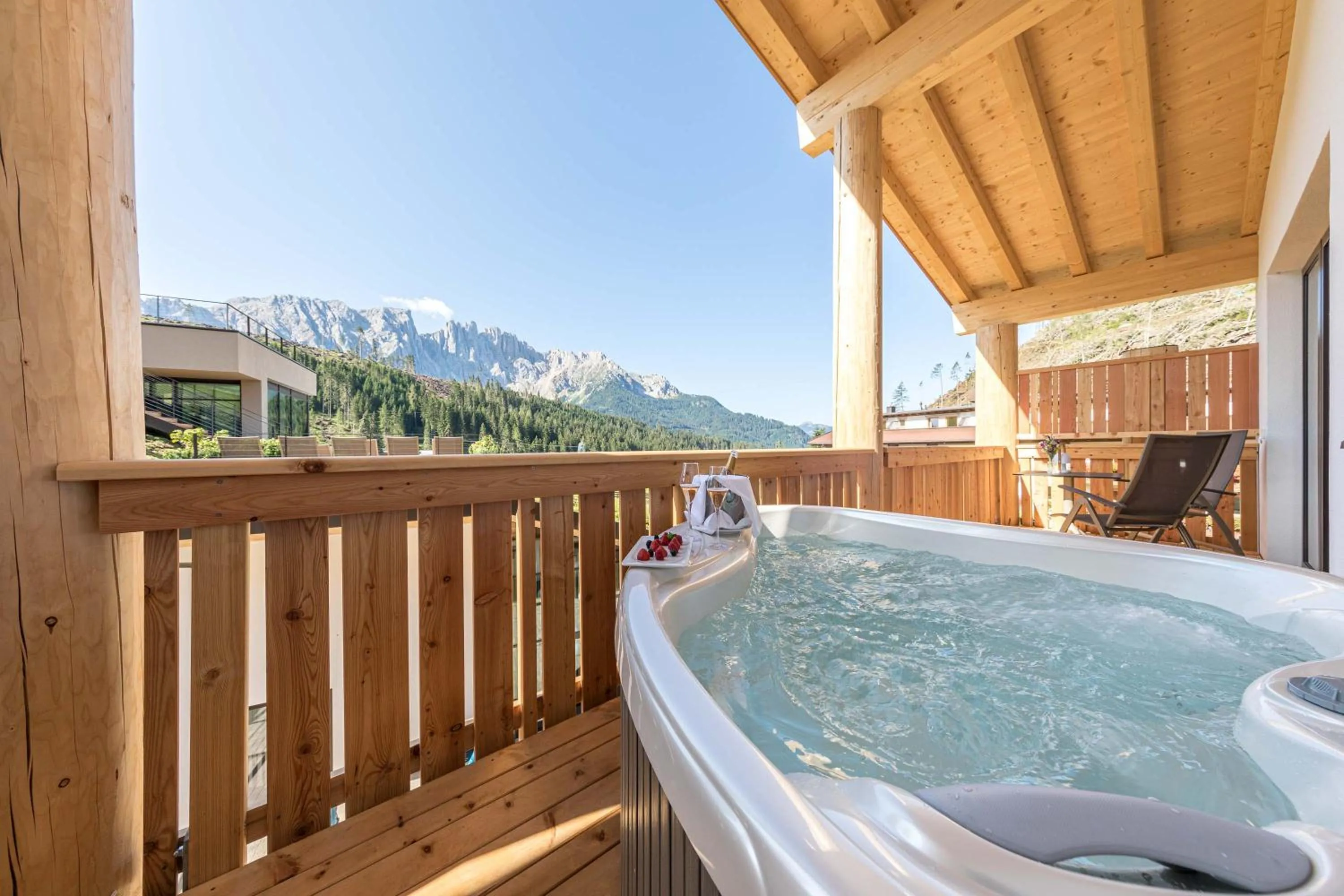 Hot Tub in Moseralm Dolomiti Hideaway