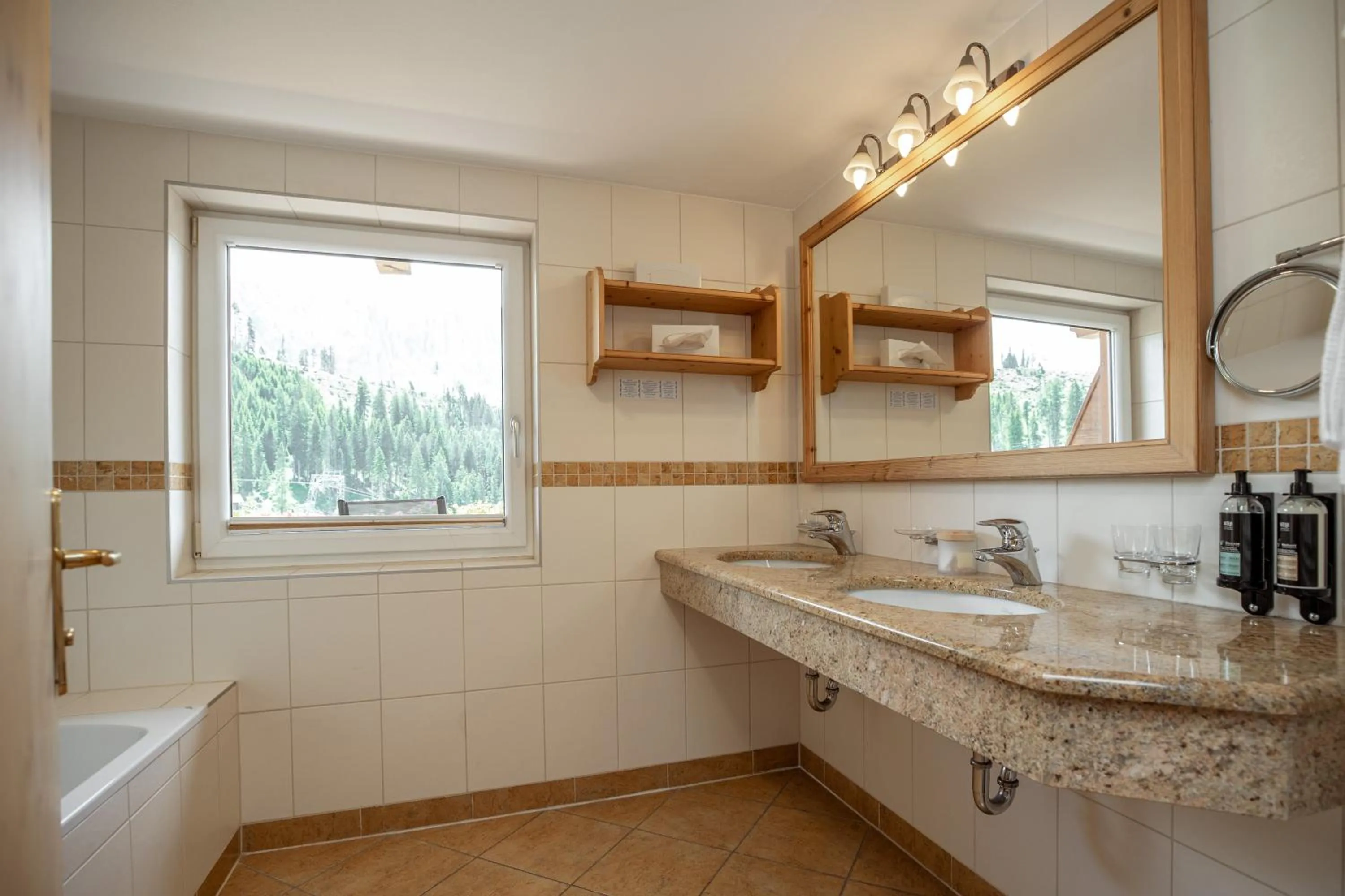 Bathroom in Moseralm Dolomiti Hideaway