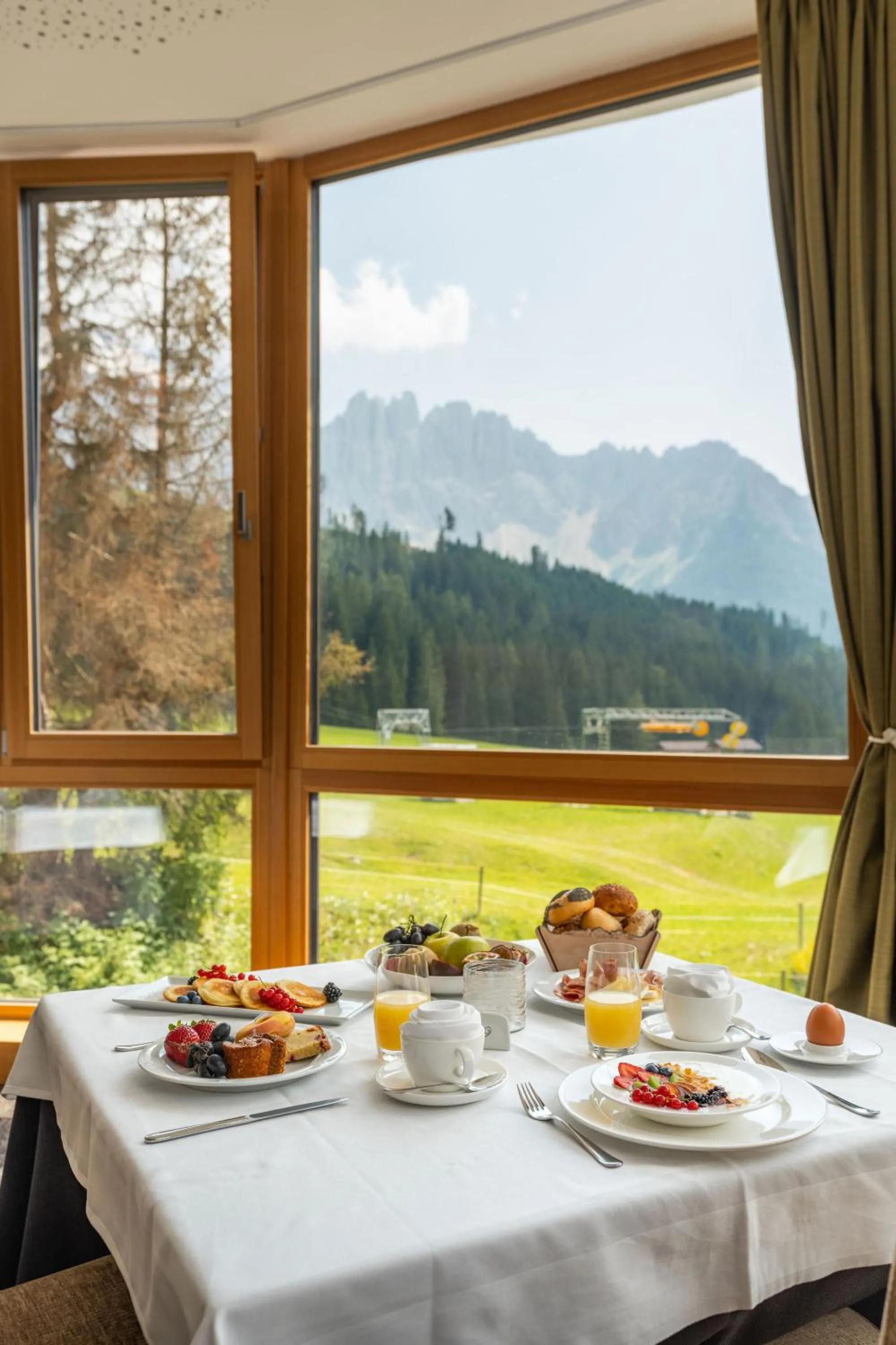 Breakfast in Moseralm Dolomiti Hideaway