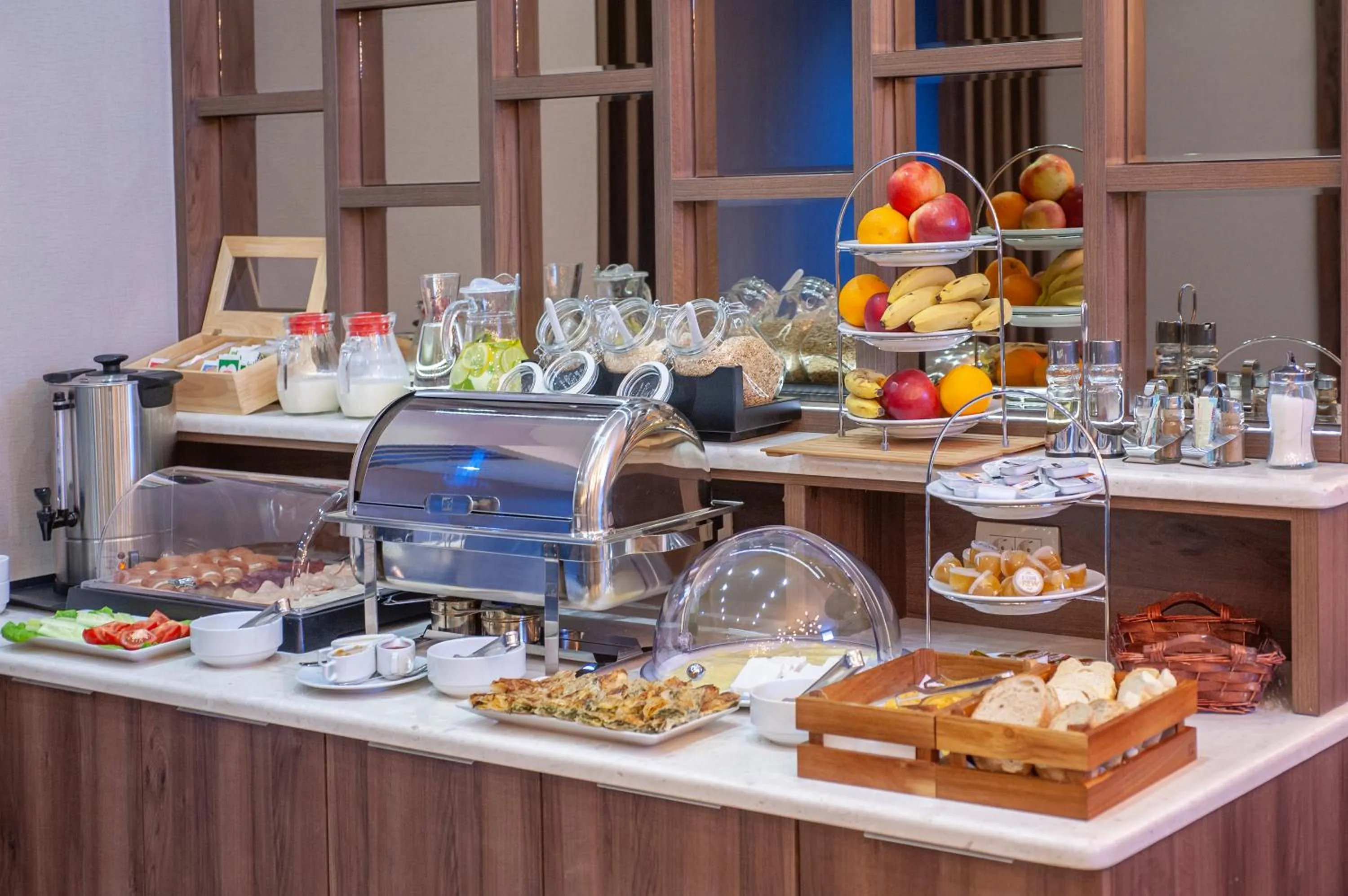 Hotel Twelve by Aycon