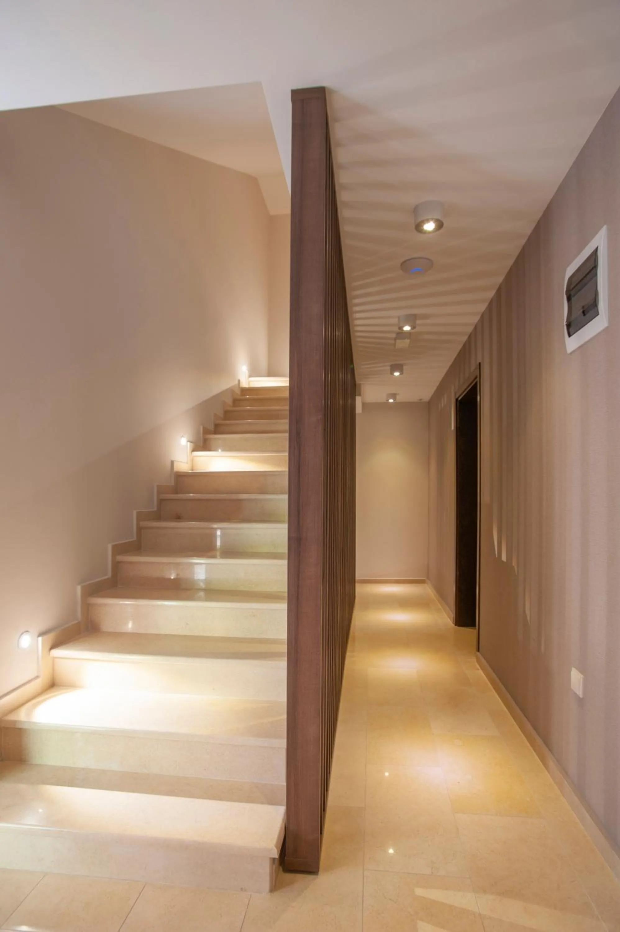 Hotel Twelve by Aycon