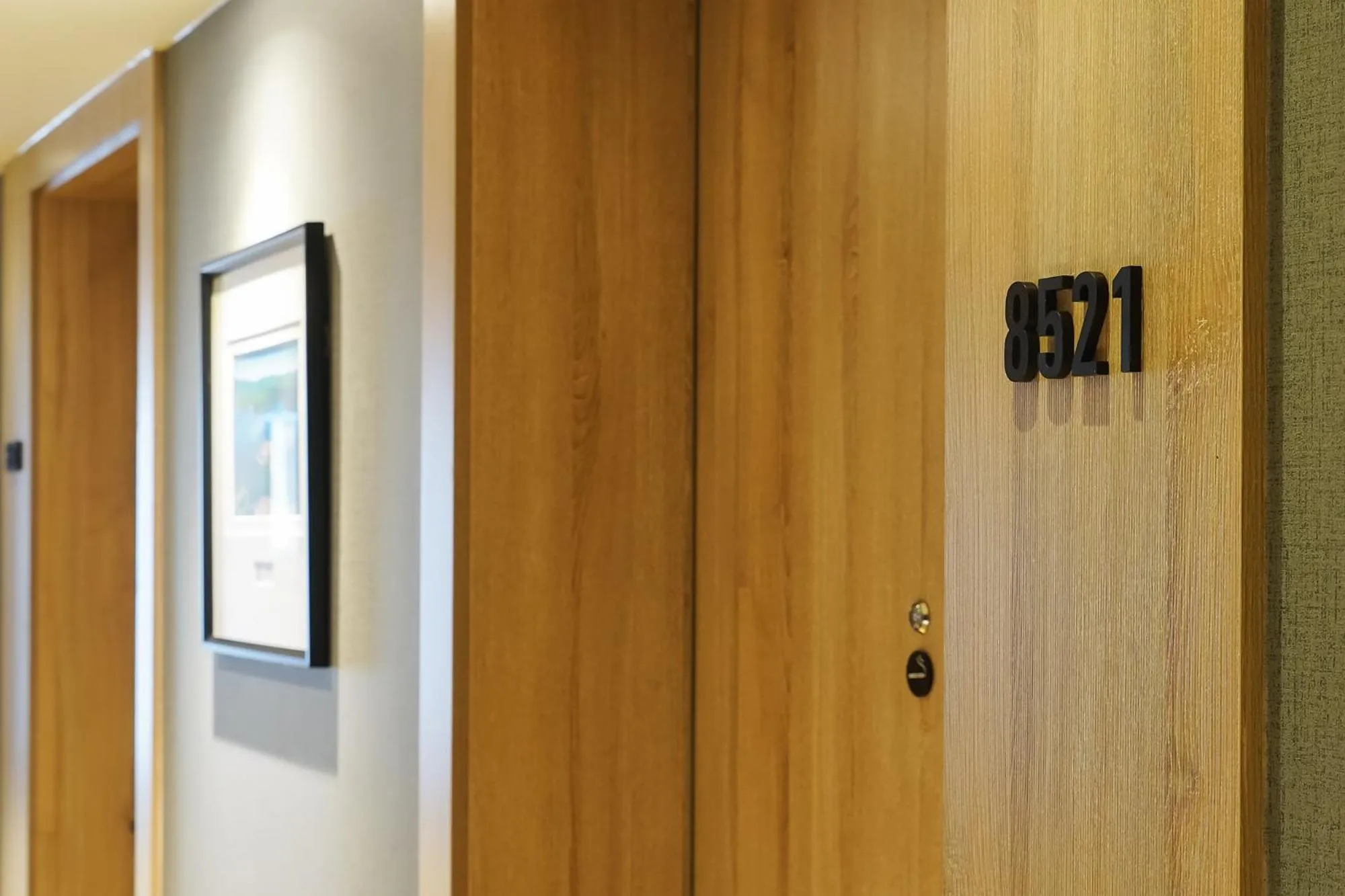 wardrobe in Atour Hotel Harbin Convention and Exhibition Center