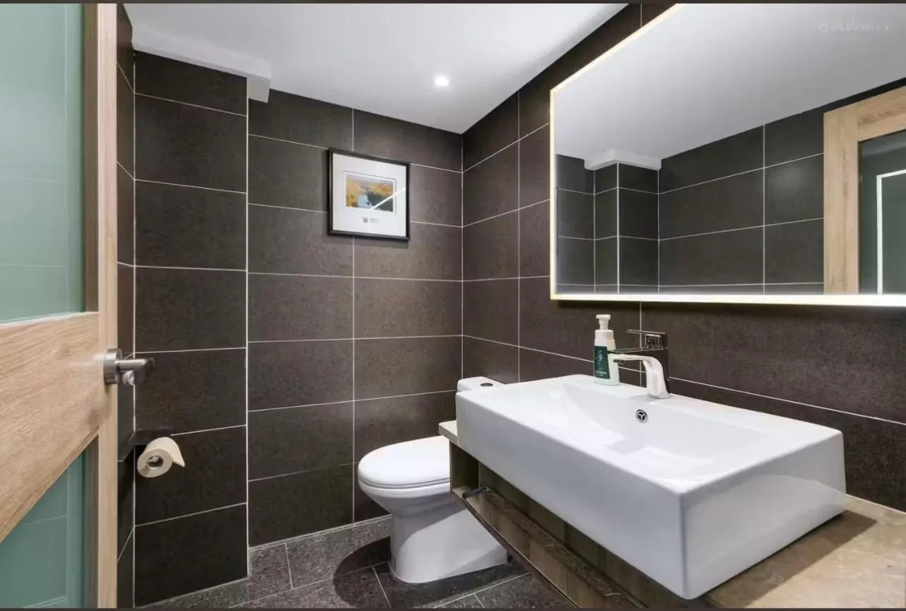 Atour Hotel Hangzhou Xixi Zijingang