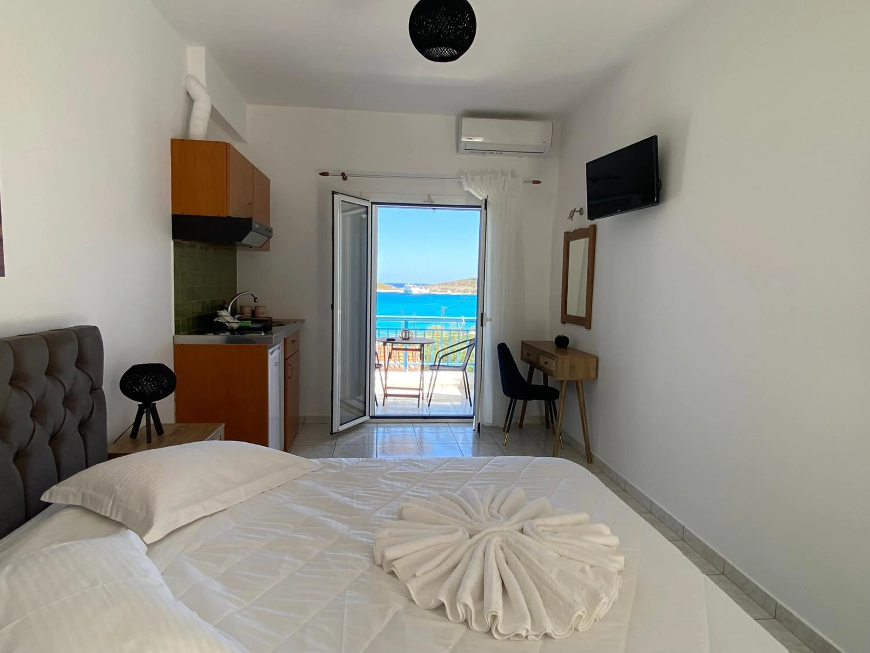 Bed in Athena Kythera