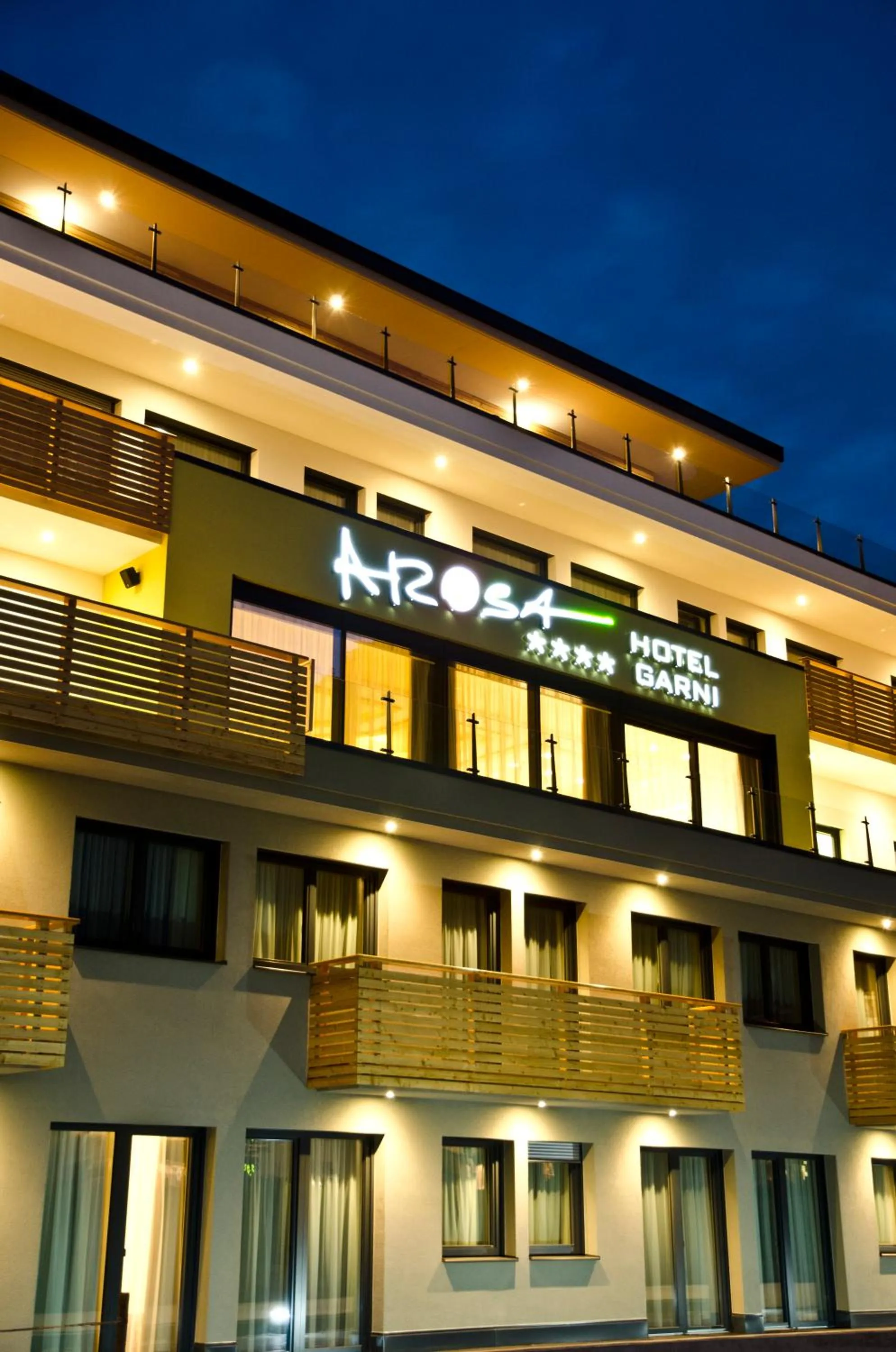 Facade/entrance in Hotel Garni Arosa