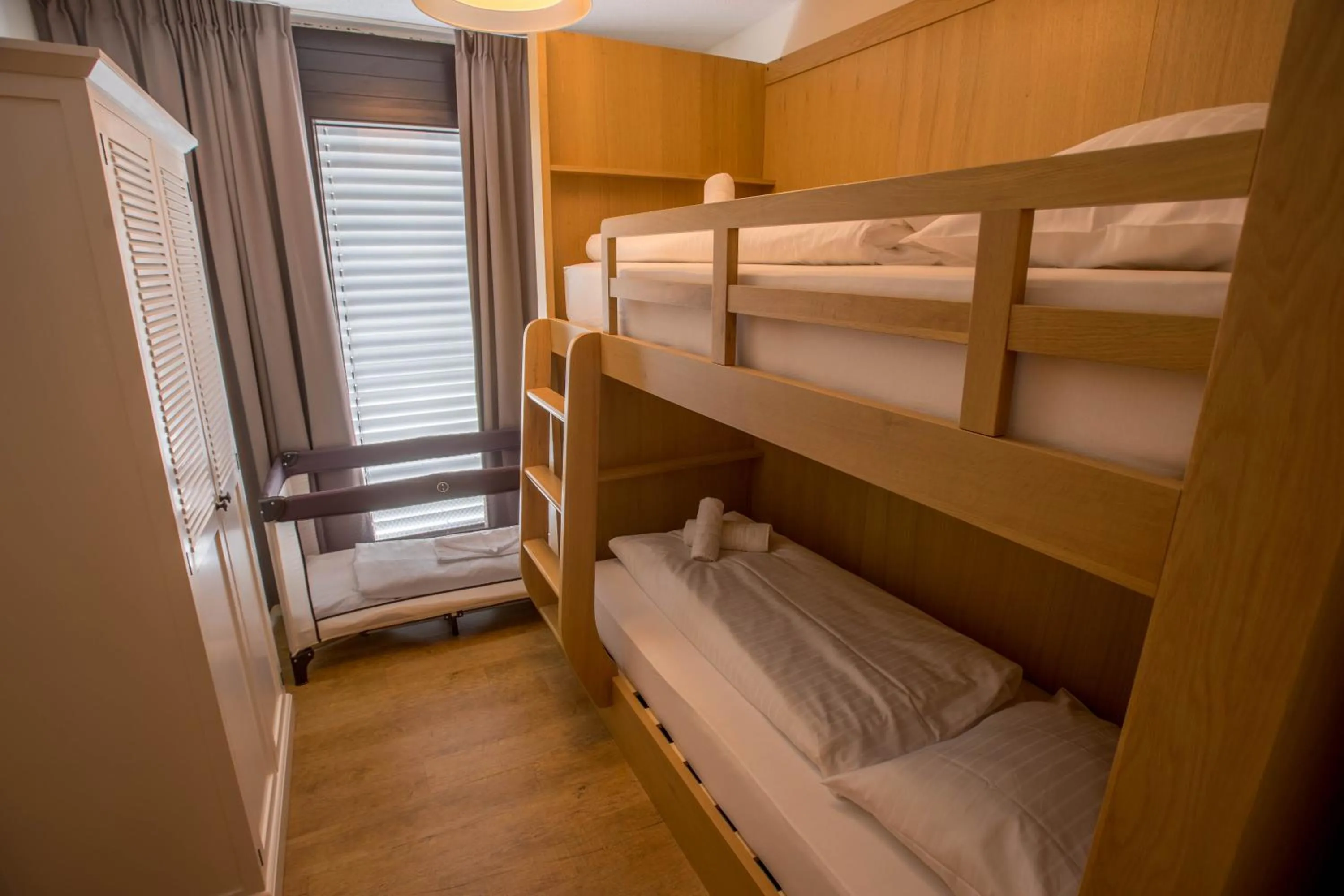 bunk bed, Bed in Appart Gastauer