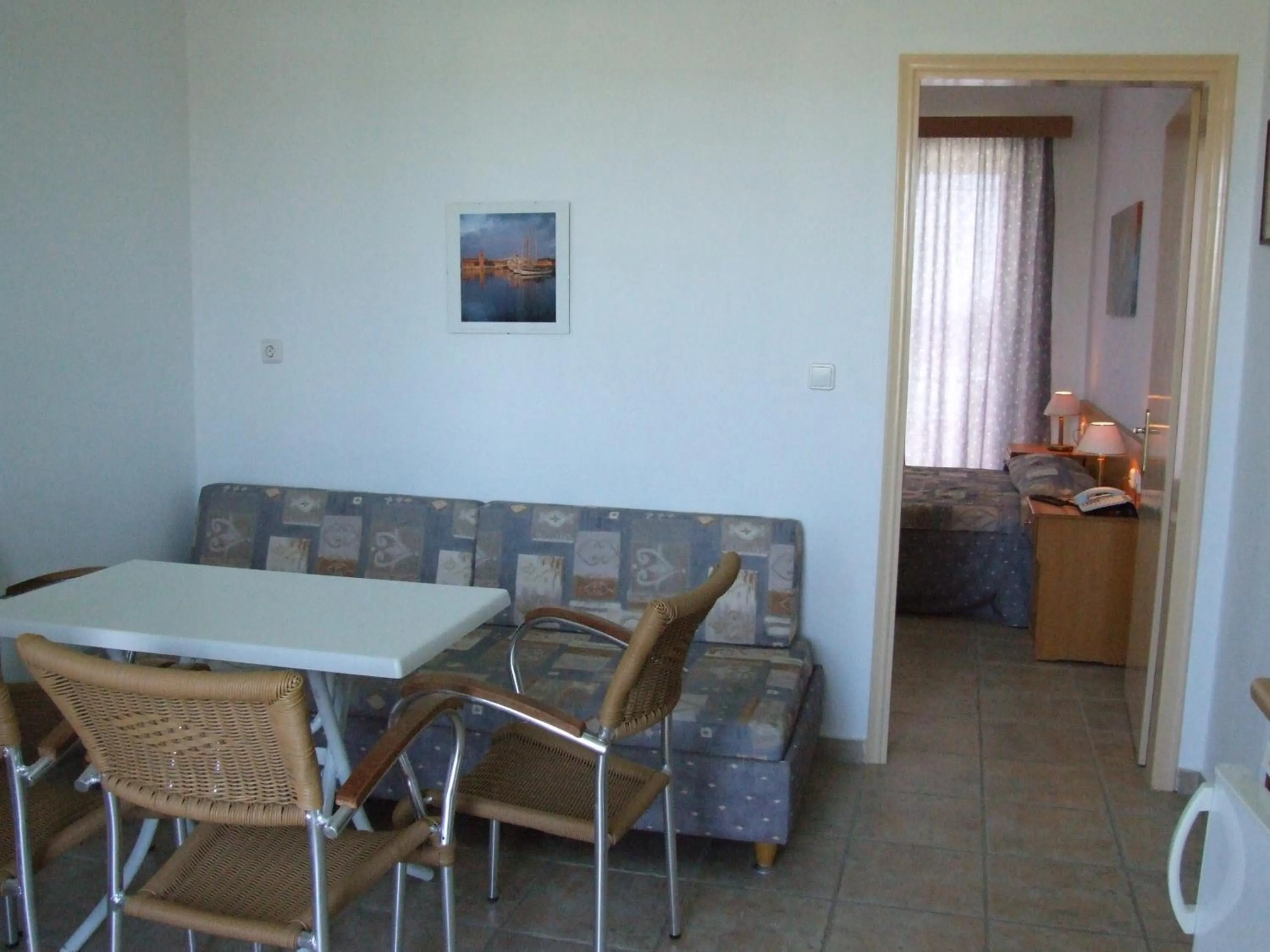 Dining area in Sokrates Studios