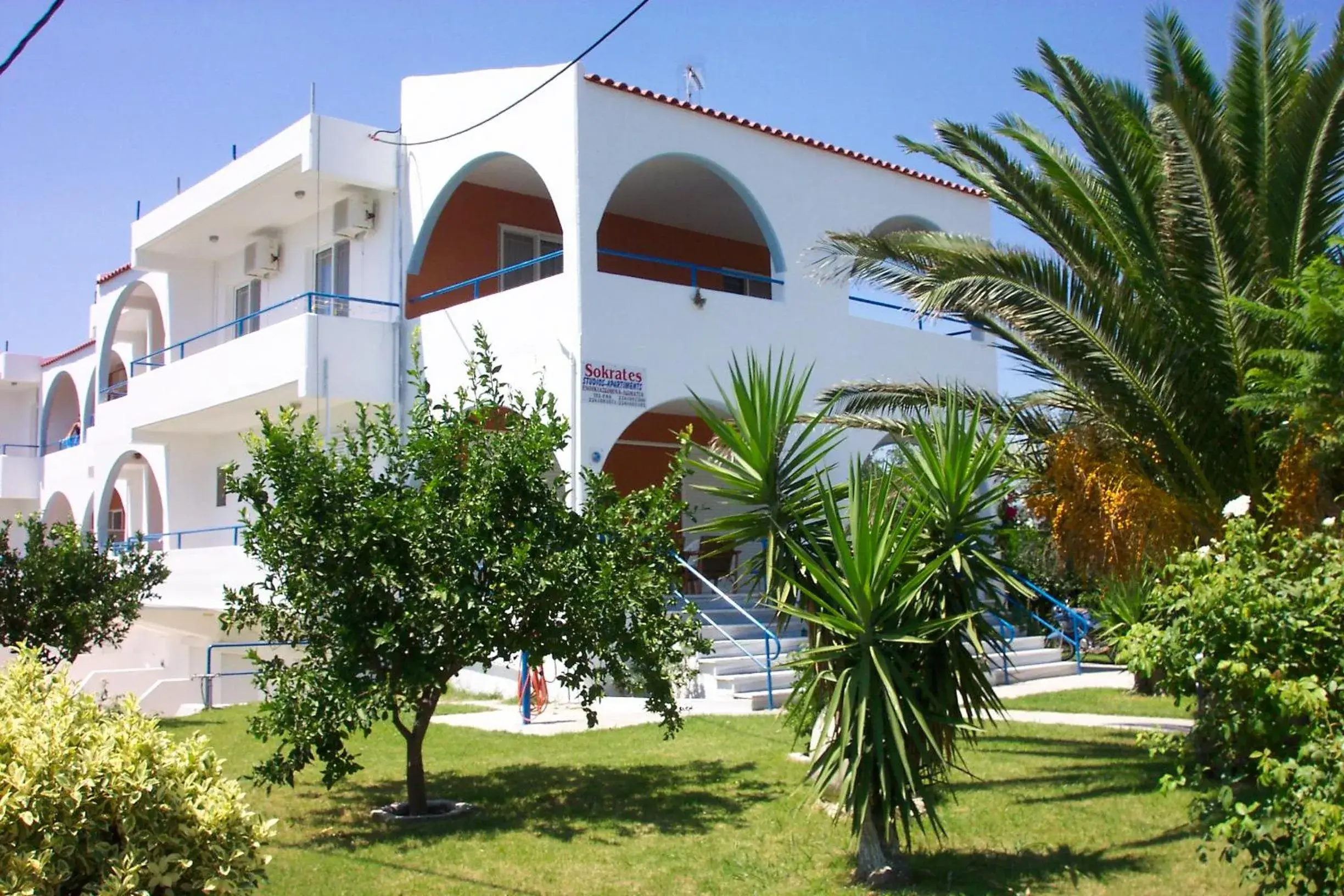 Property building in Sokrates Studios Property building in Sokrates Studios