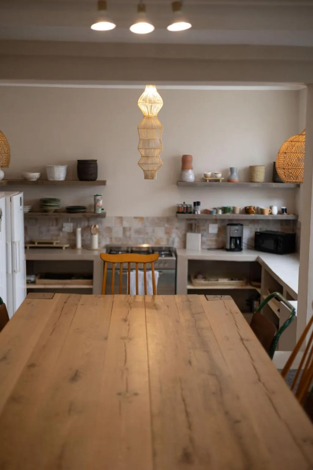 Kitchen or kitchenette in THE BIG - Luxury Backpackers