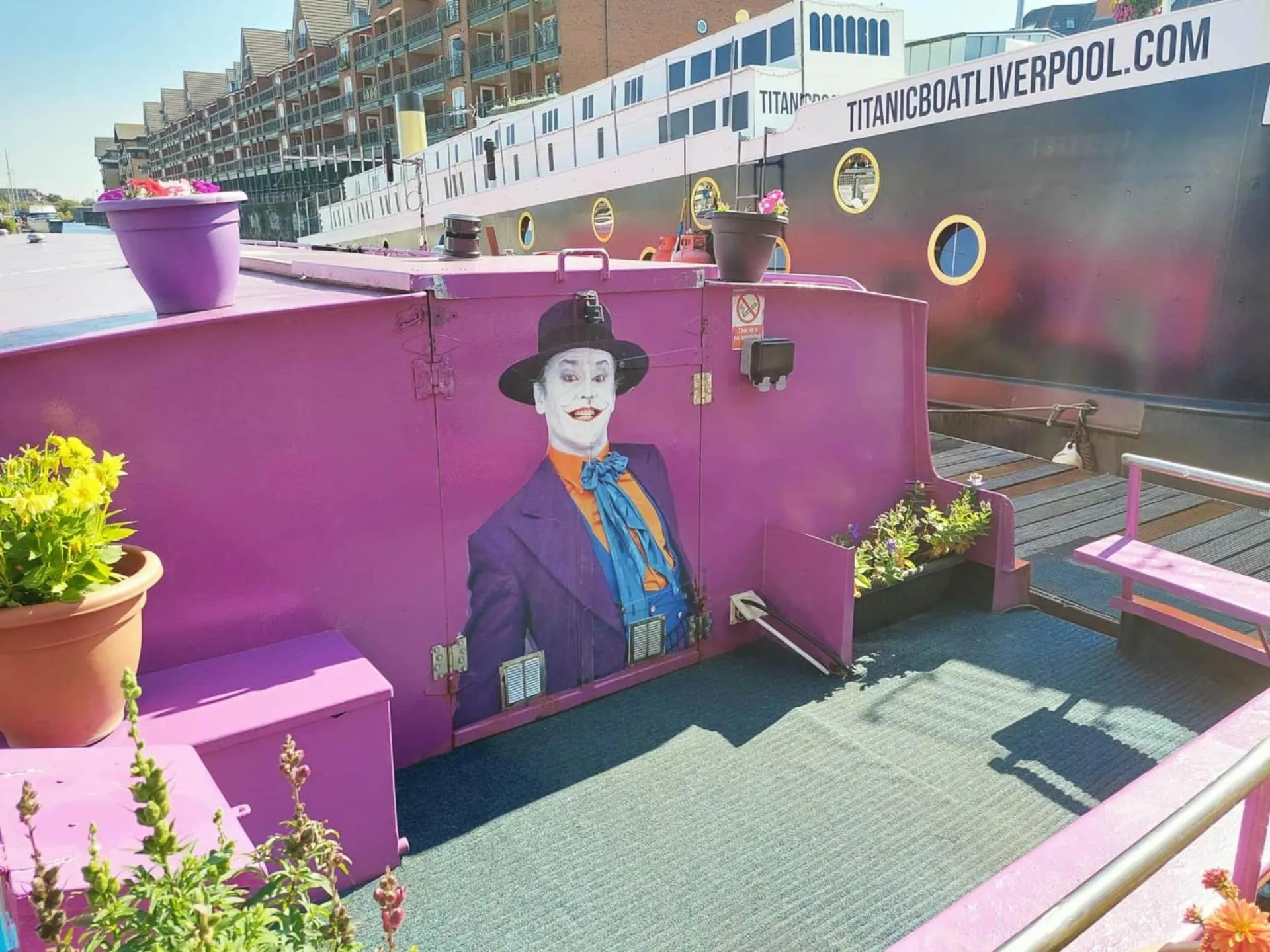 Property building in The Joker Boat