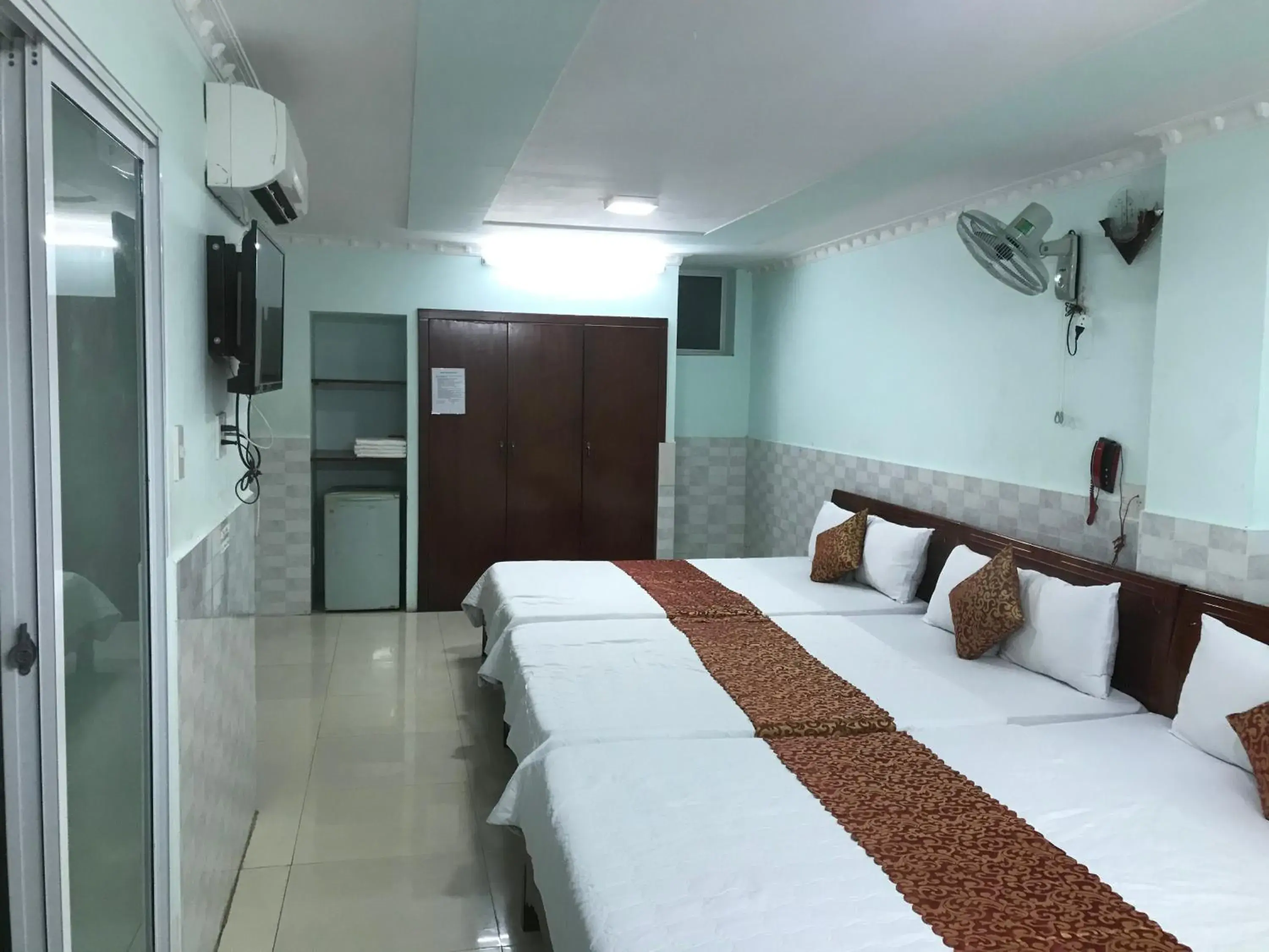 Bed in GOLD HOTEL Bed in GOLD HOTEL