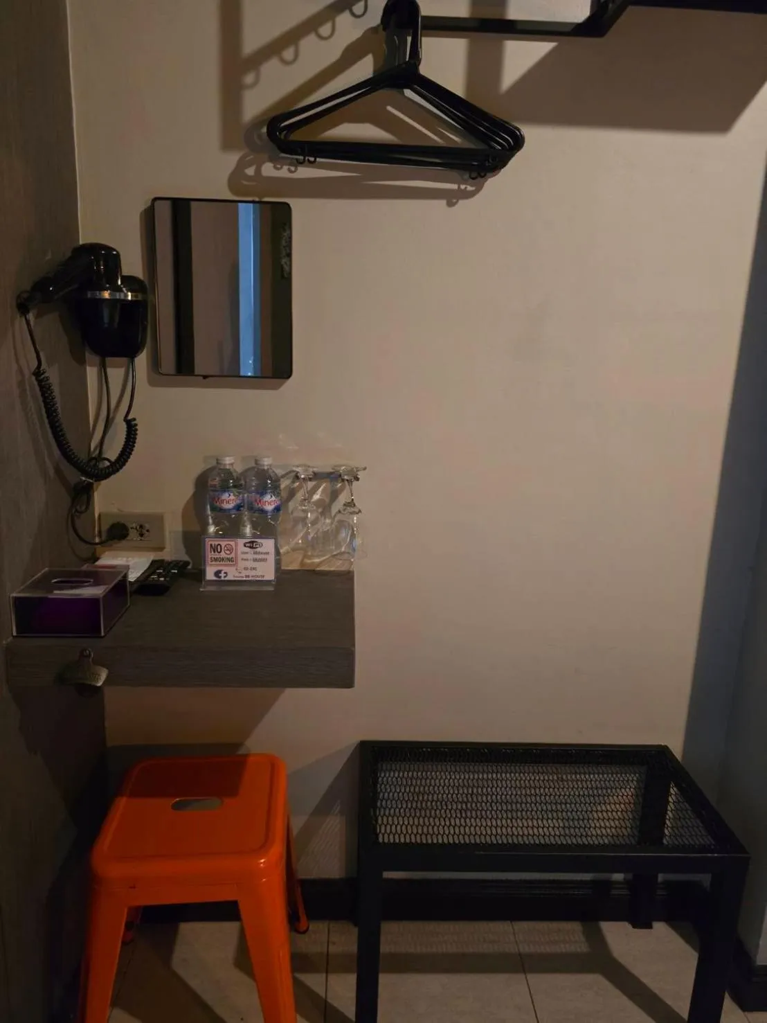 Food and drinks in BB House Rambuttri2 บีบี เฮ้าส์ รามบุตรี2