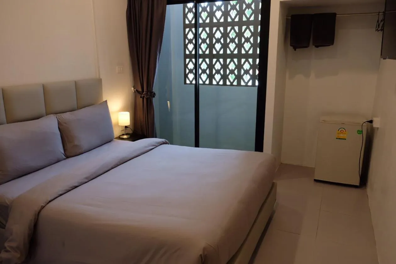 Bed in Minimal House Patong