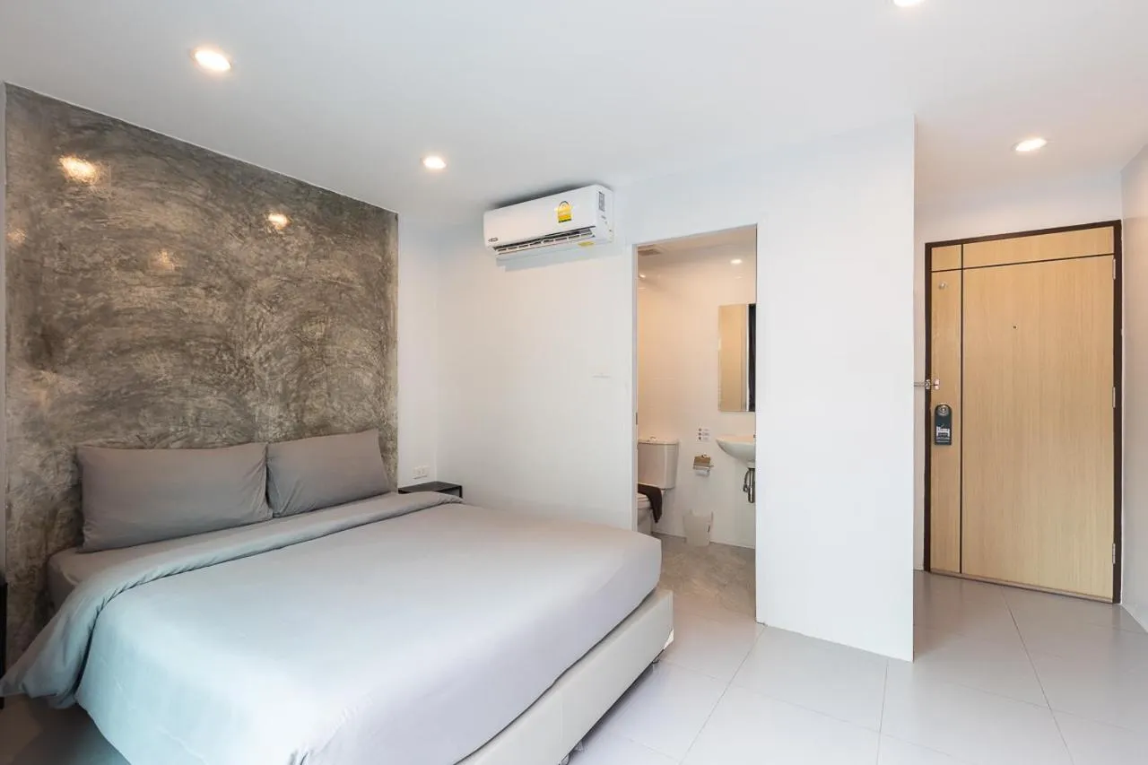 Bed in Minimal House Patong