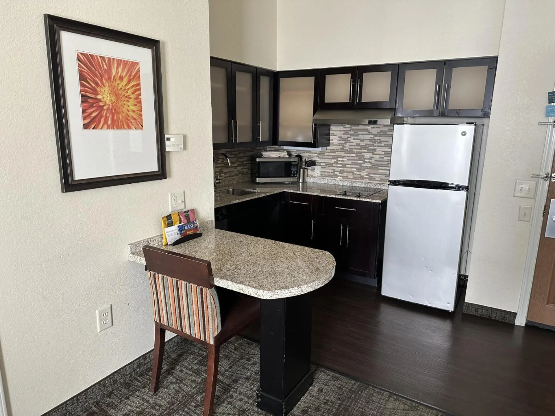 Seating area in Staybridge Suites Minot by IHG