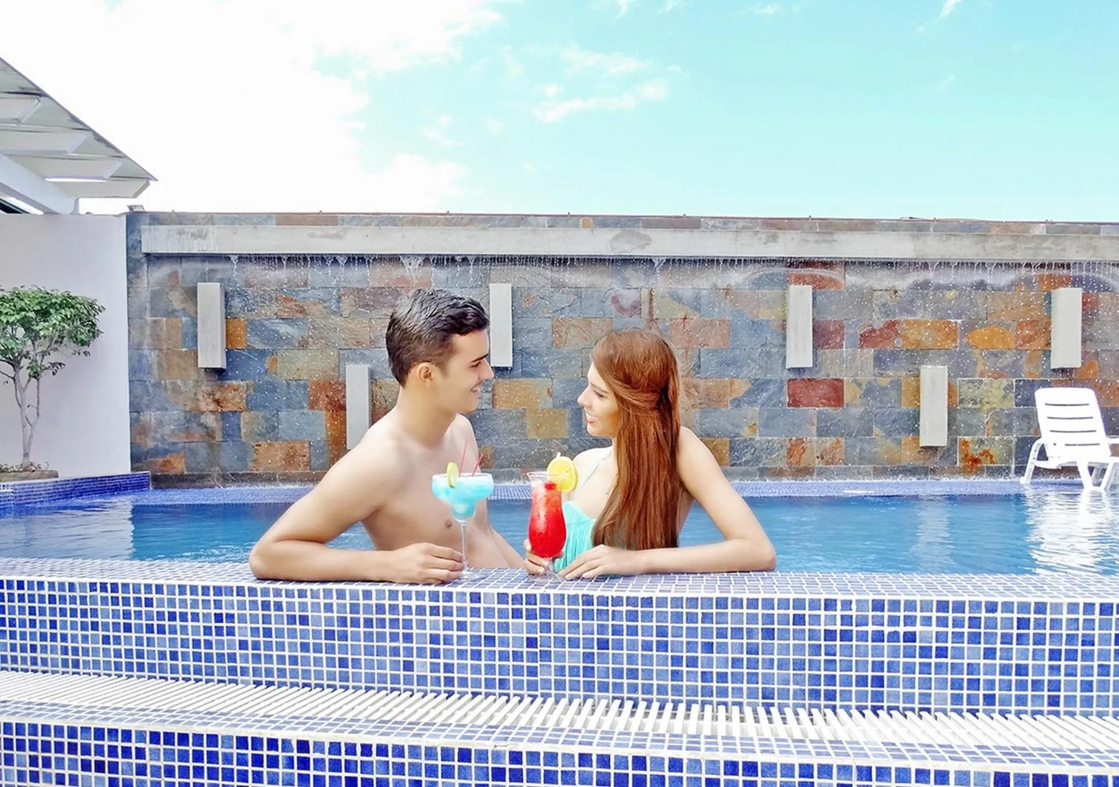 Swimming pool in Hotel Hex