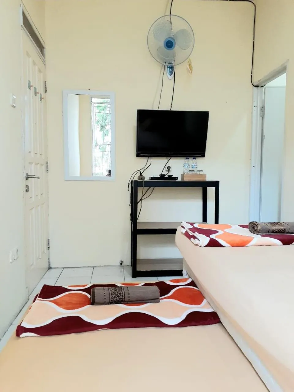 Area and facilities, Bed in Kost Carmelia Syariah Baranangsiang Bogor