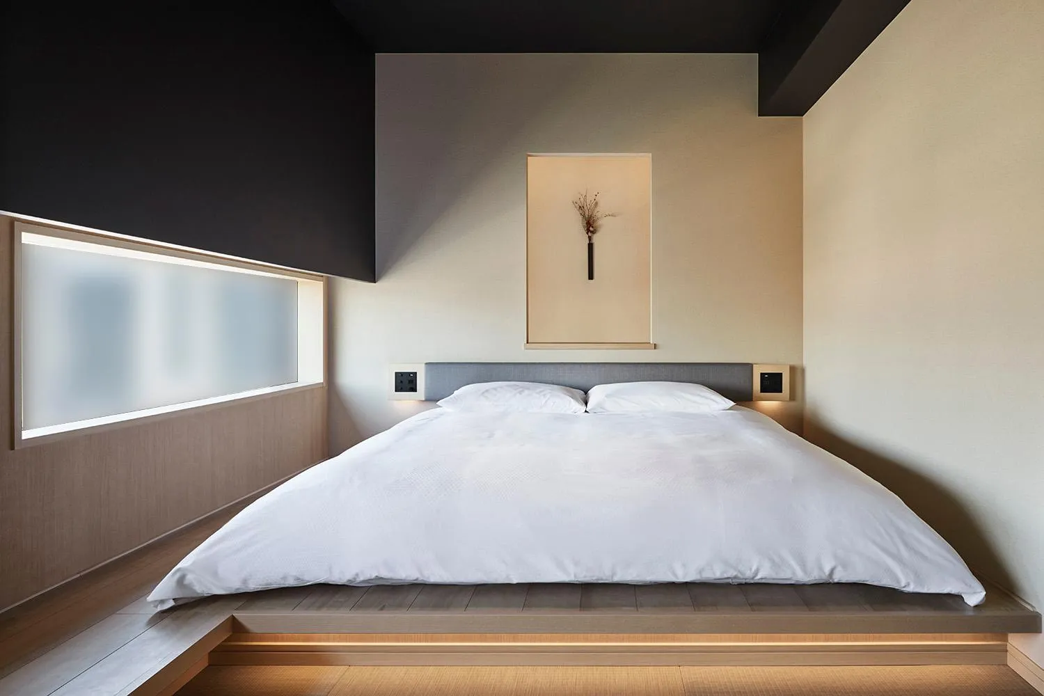 Bed in ONSEN RYOKAN YUEN SHINJUKU