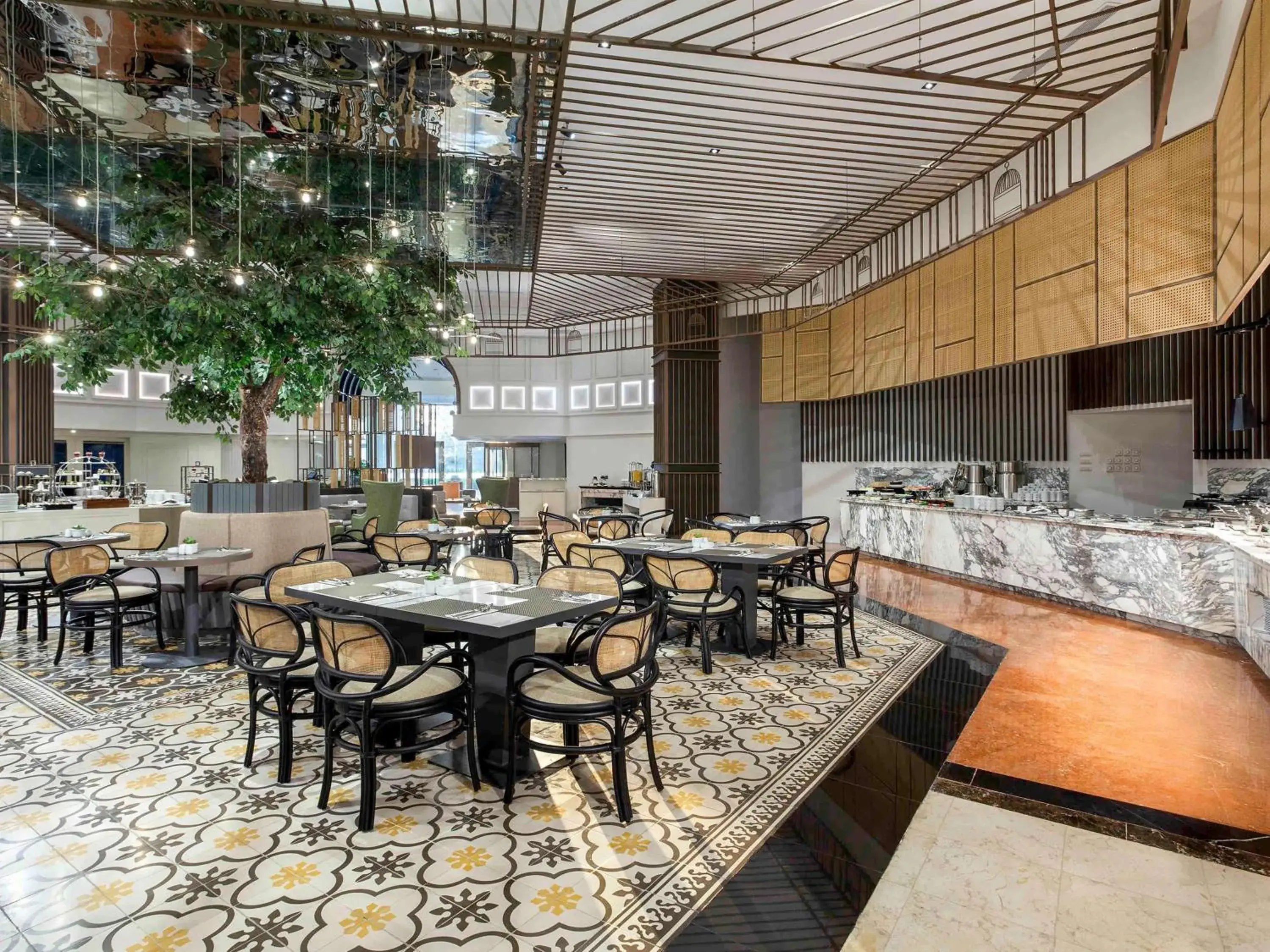 Restaurant/places to eat in Mercure Jakarta Batavia Restaurant/places to eat in Mercure Jakarta Batavia