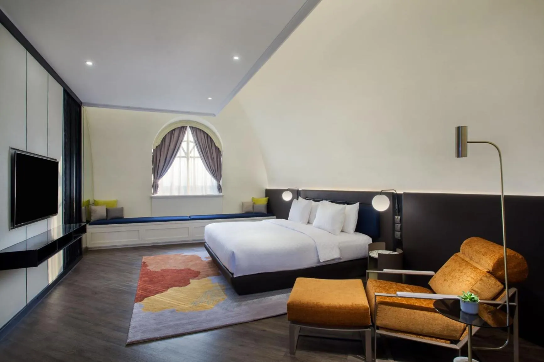 Bedroom in Mercure Jakarta Batavia