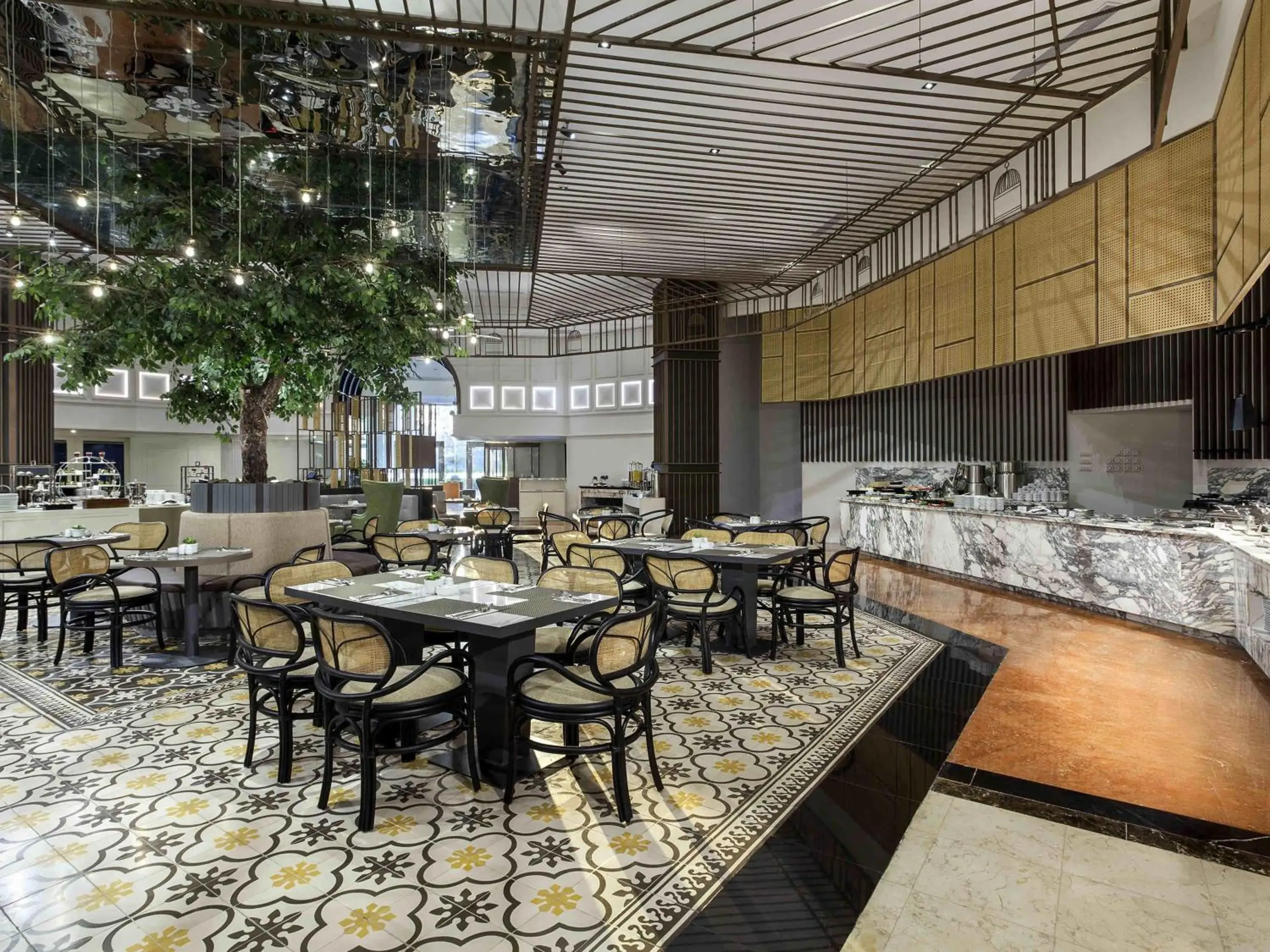 Restaurant/places to eat in Mercure Jakarta Batavia Restaurant/places to eat in Mercure Jakarta Batavia