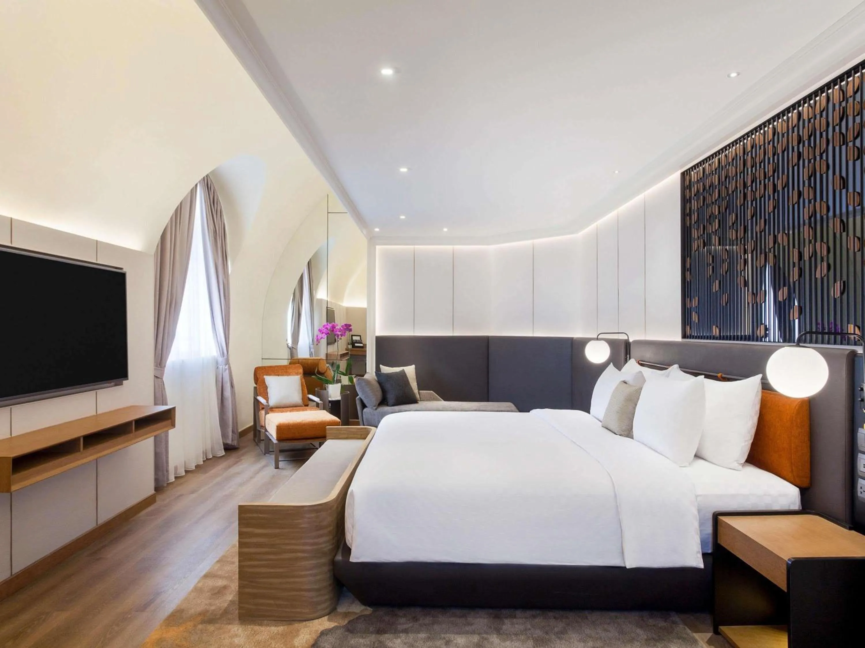 Bedroom in Mercure Jakarta Batavia