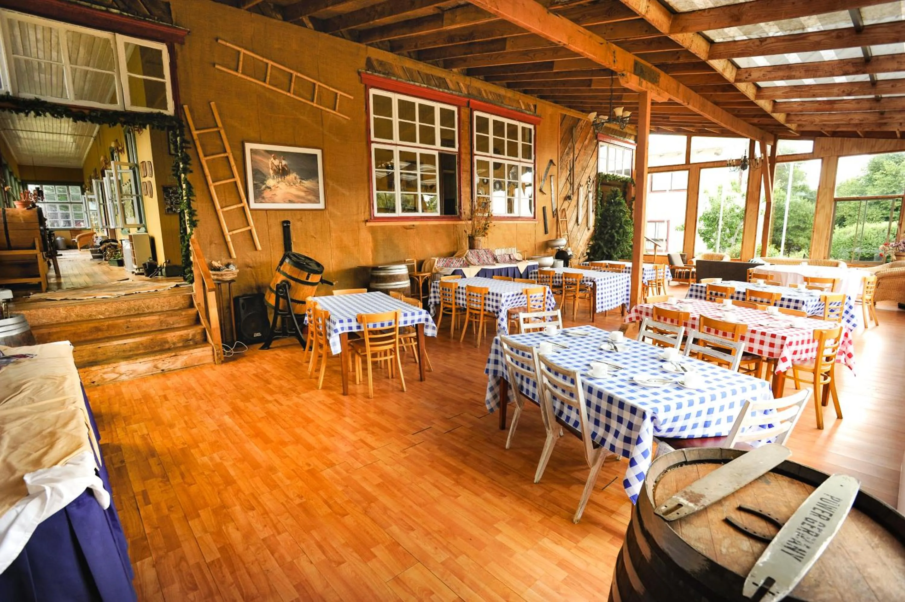 Restaurant/places to eat in Hotel Casa de la Oma