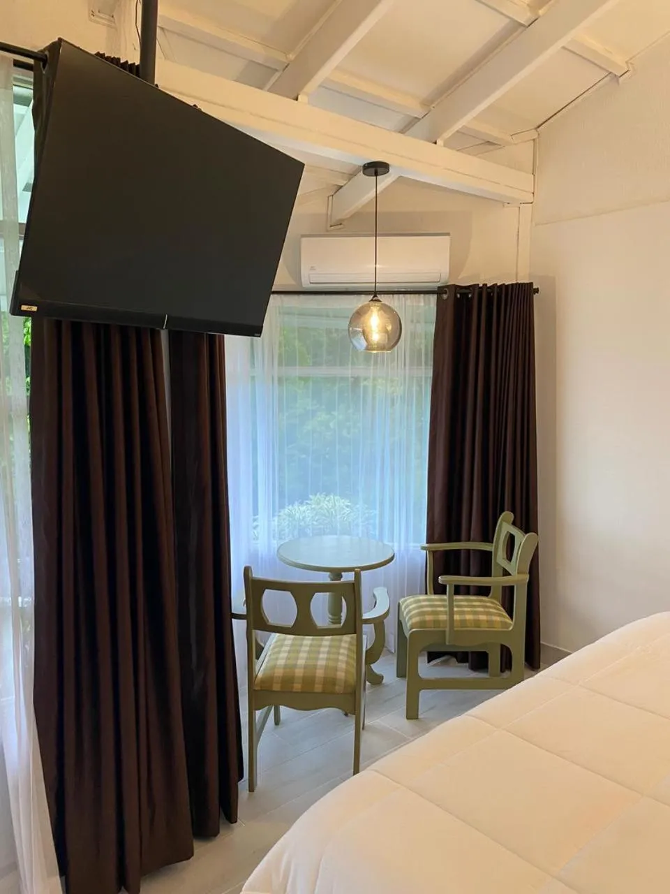 Bed in Hotel Arenal Vista Lodge