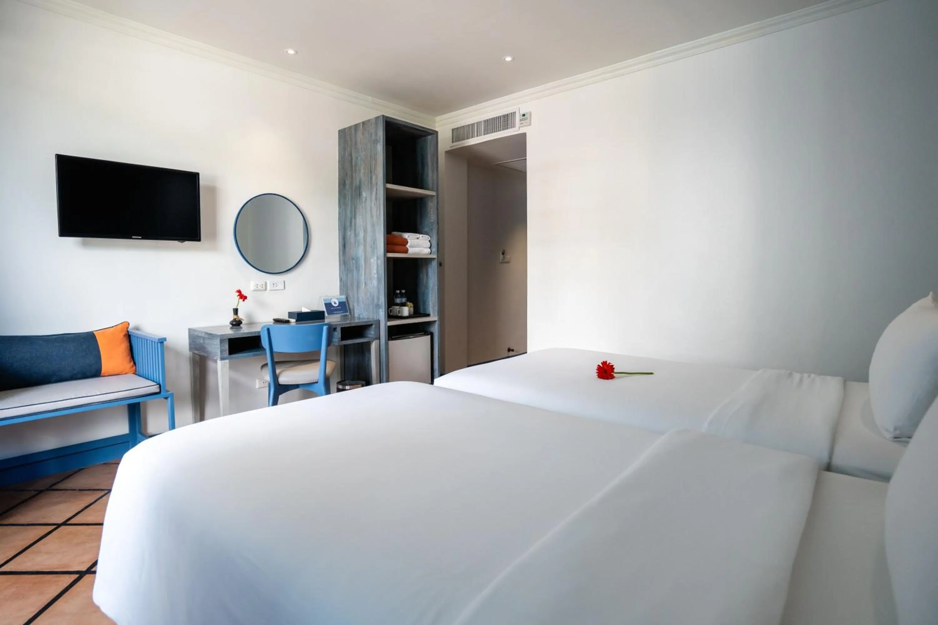 Bathroom, Bed in Phuket Island View Resort - SHA Extra Plus