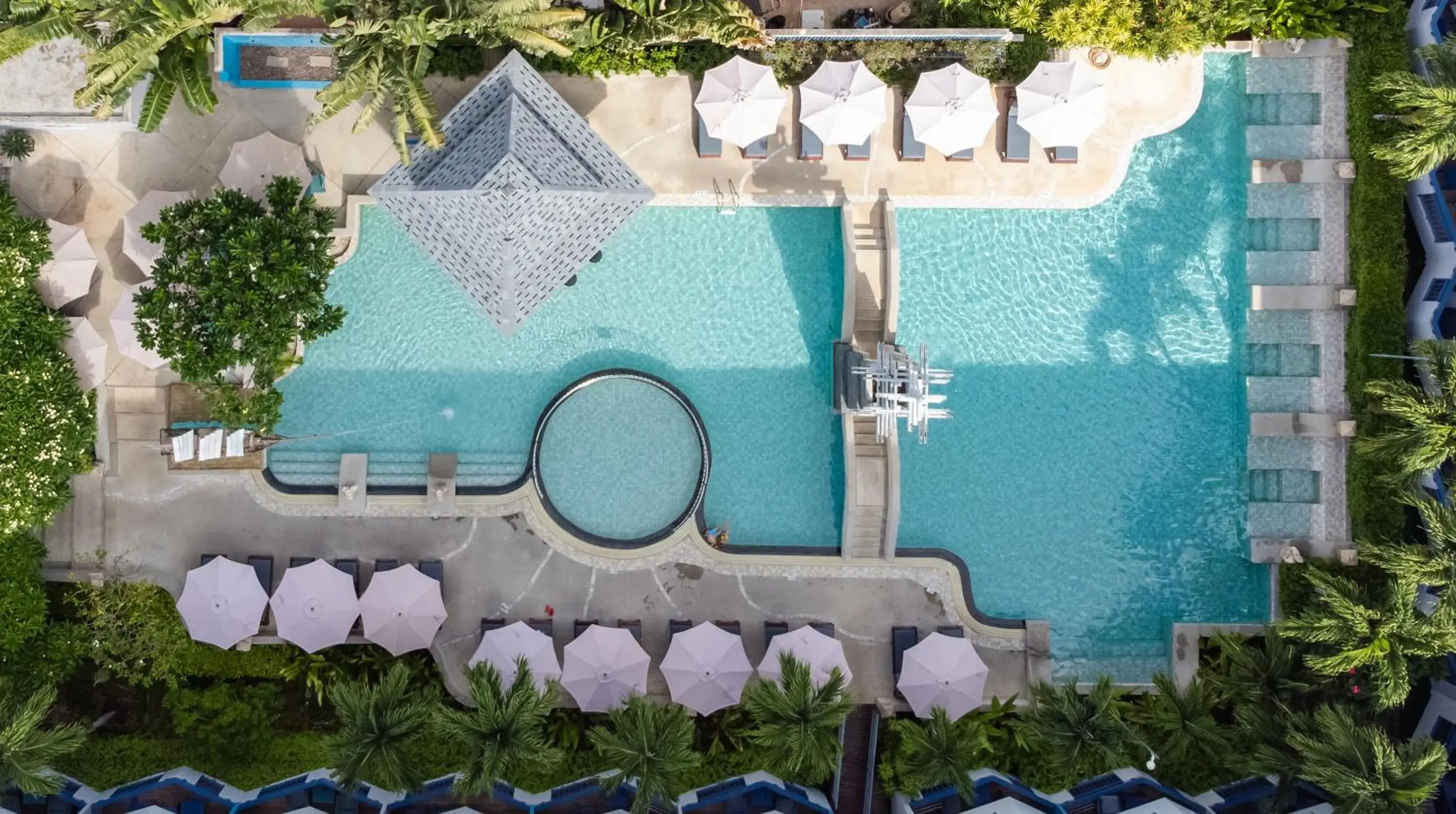 Swimming pool in Phuket Island View Resort - SHA Extra Plus Swimming pool in Phuket Island View Resort - SHA Extra Plus