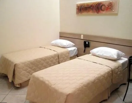 Twin Room in Hotel Eden