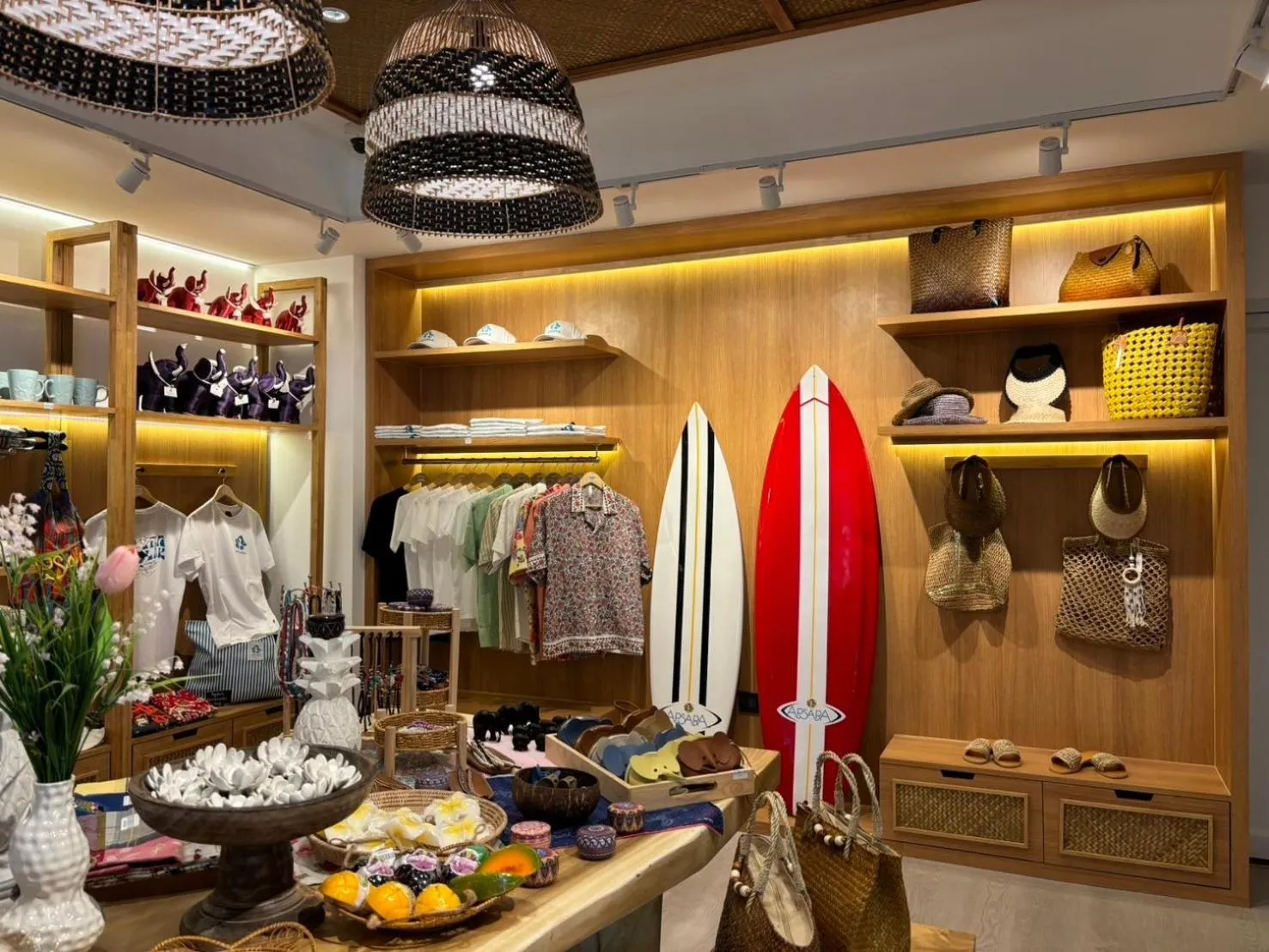 Shopping Area in Apsara Beachfront Resort & Villa