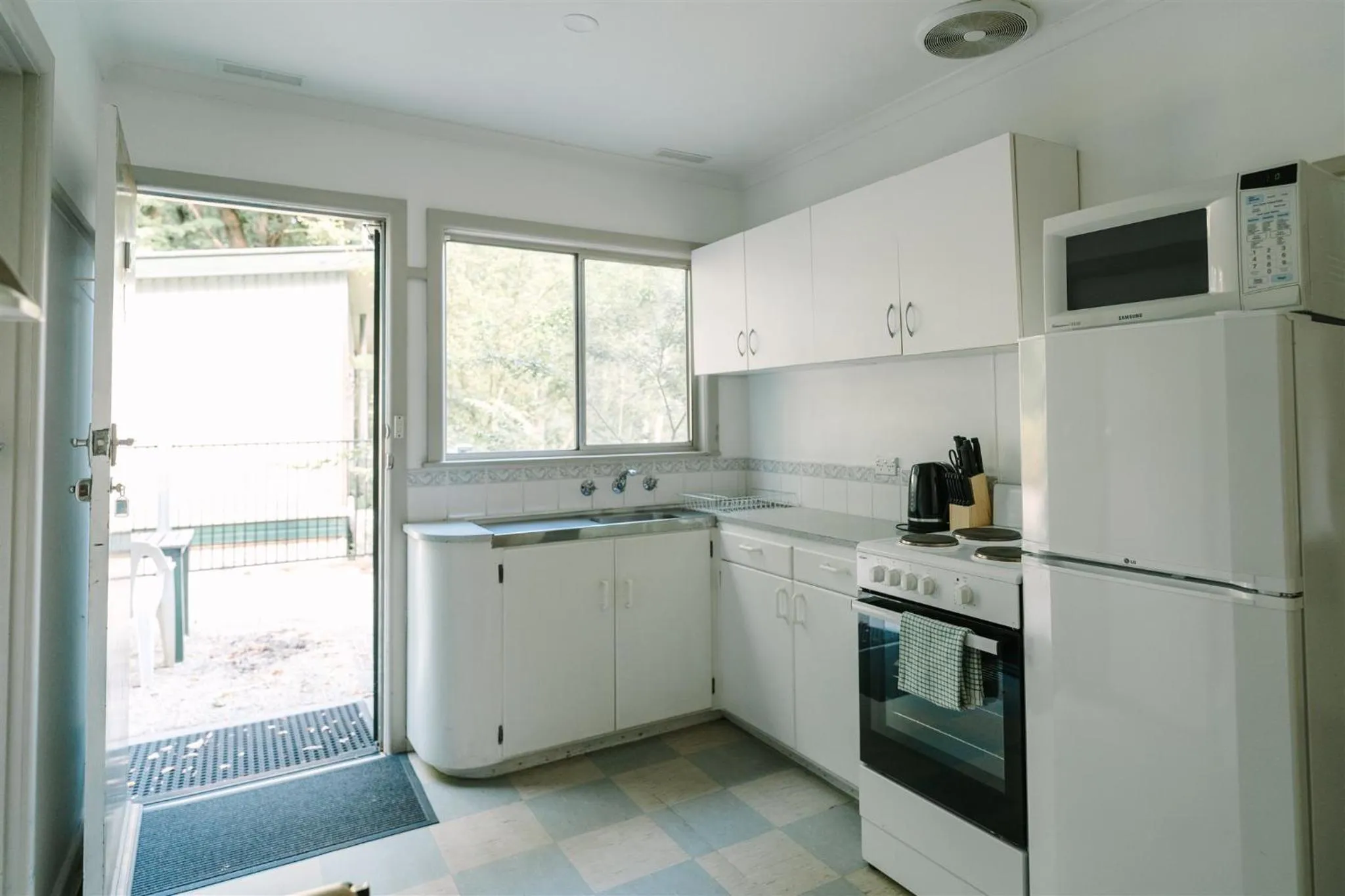 Alpine Riverside Cottages