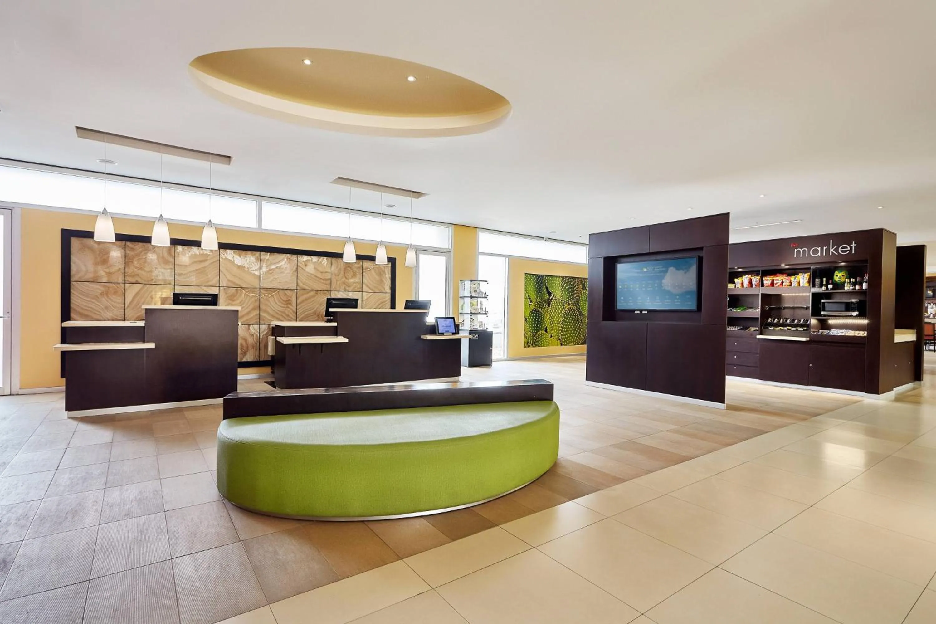 Lobby or reception in Courtyard by Marriott Leon at The Poliforum