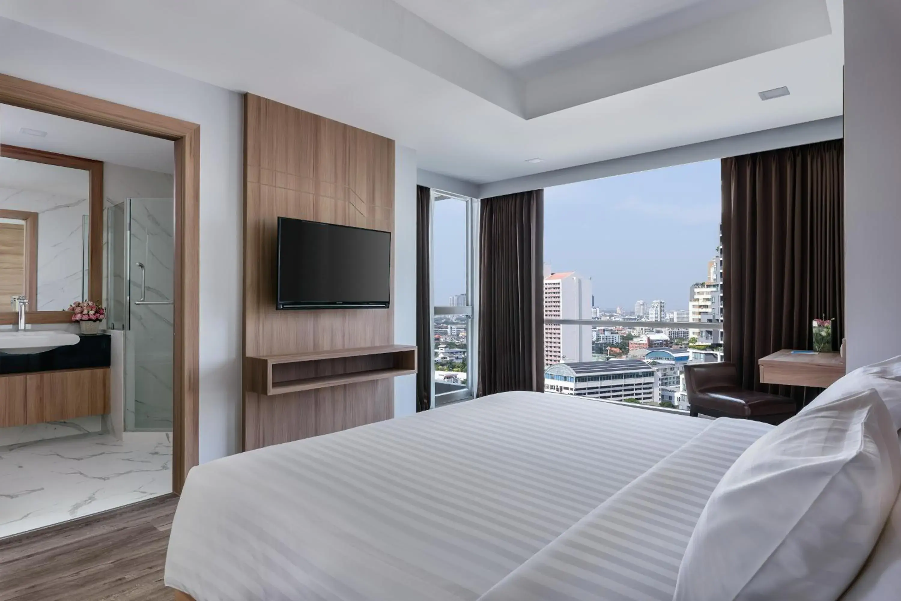 Executive One-Bedroom Suite in Adelphi Grande Sukhumvit Executive One-Bedroom Suite in Adelphi Grande Sukhumvit