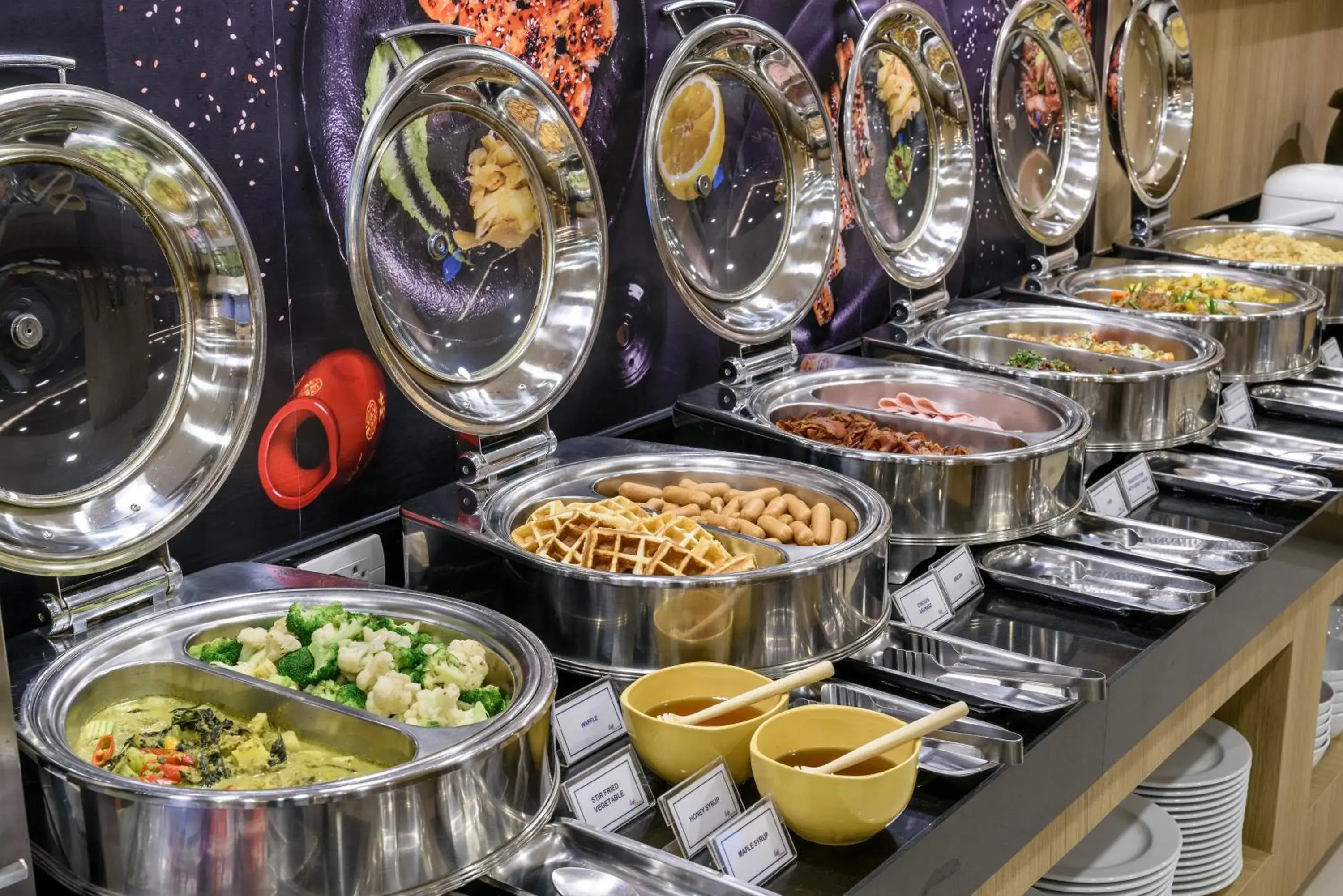 Breakfast in Adelphi Grande Sukhumvit Breakfast in Adelphi Grande Sukhumvit