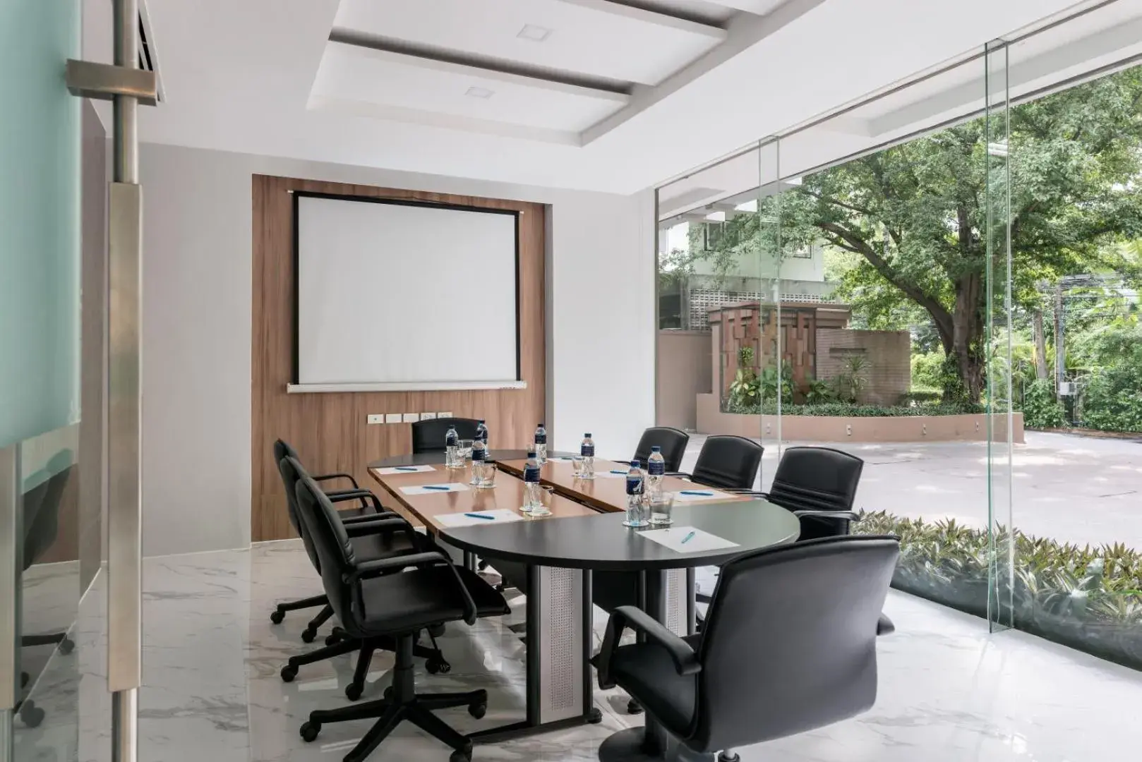 Meeting/conference room in Adelphi Grande Sukhumvit Meeting/conference room in Adelphi Grande Sukhumvit