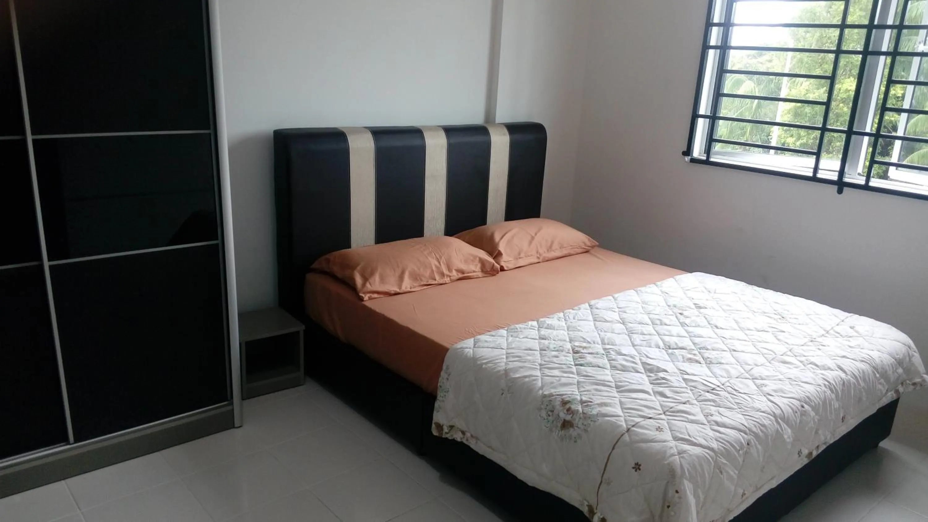 Bed in HD GUEST HOUSE KUANTAN