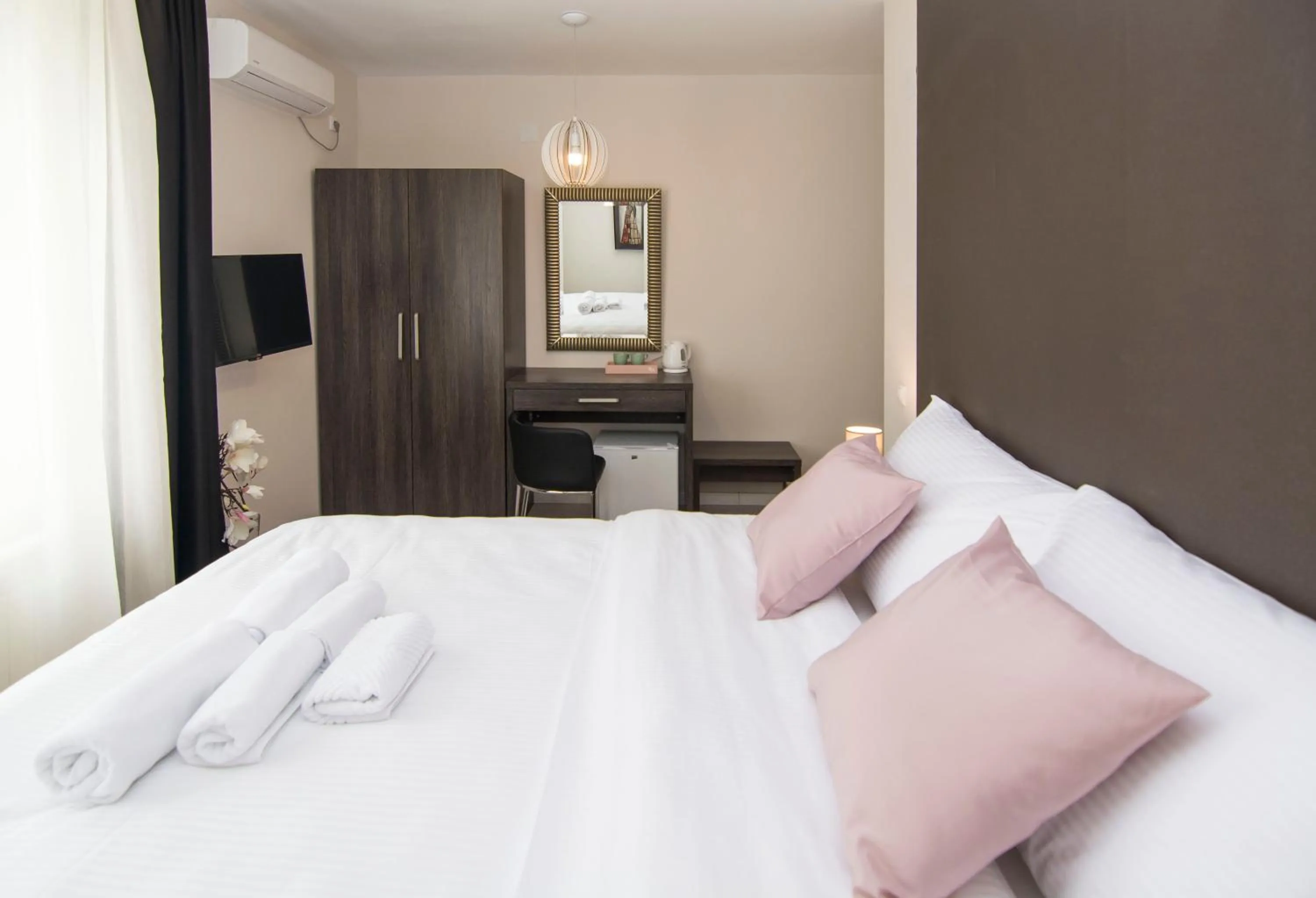 Bed in Beo Green View