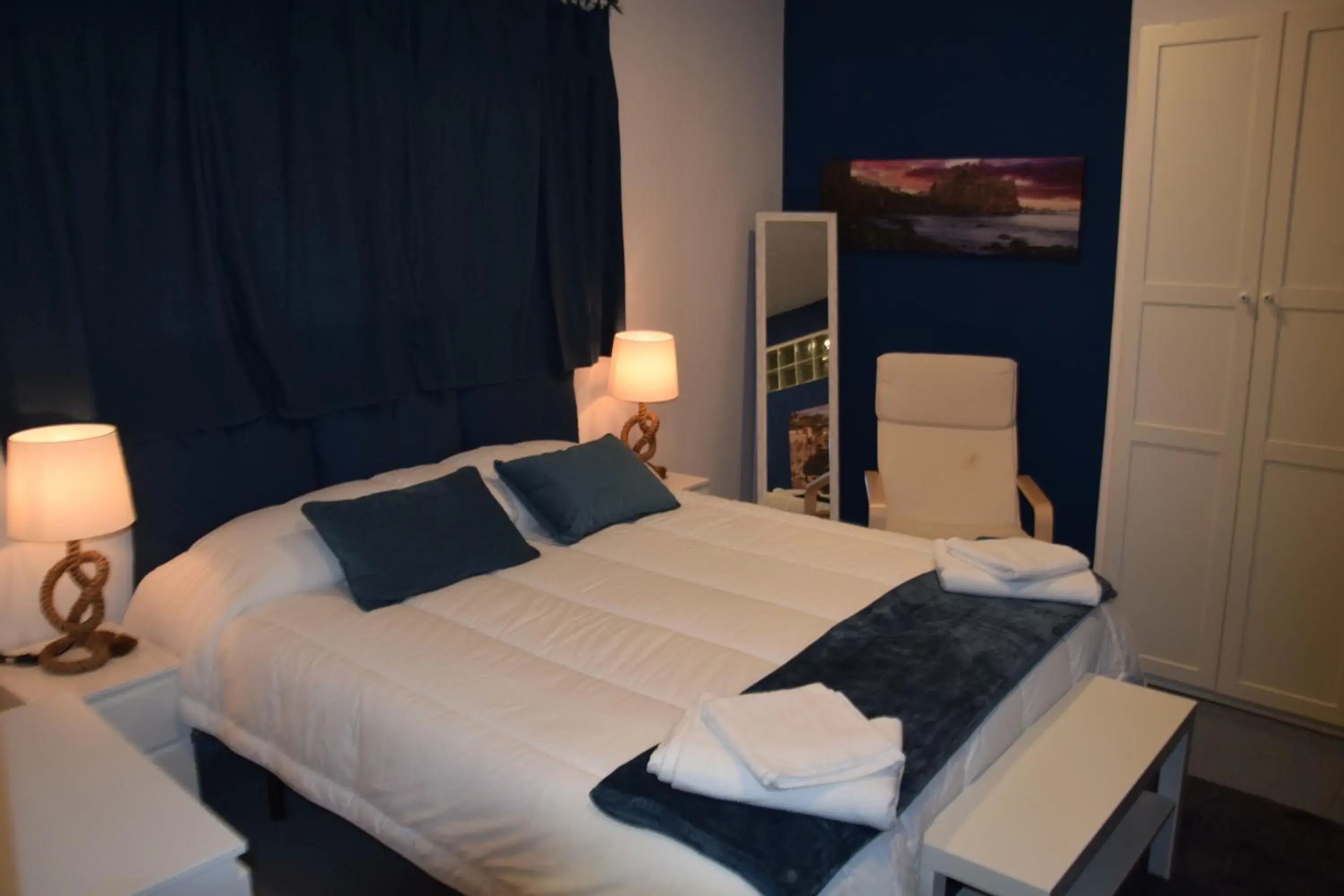 Queen Room - single occupancy in Luxury Catania Queen Room - single occupancy in Luxury Catania