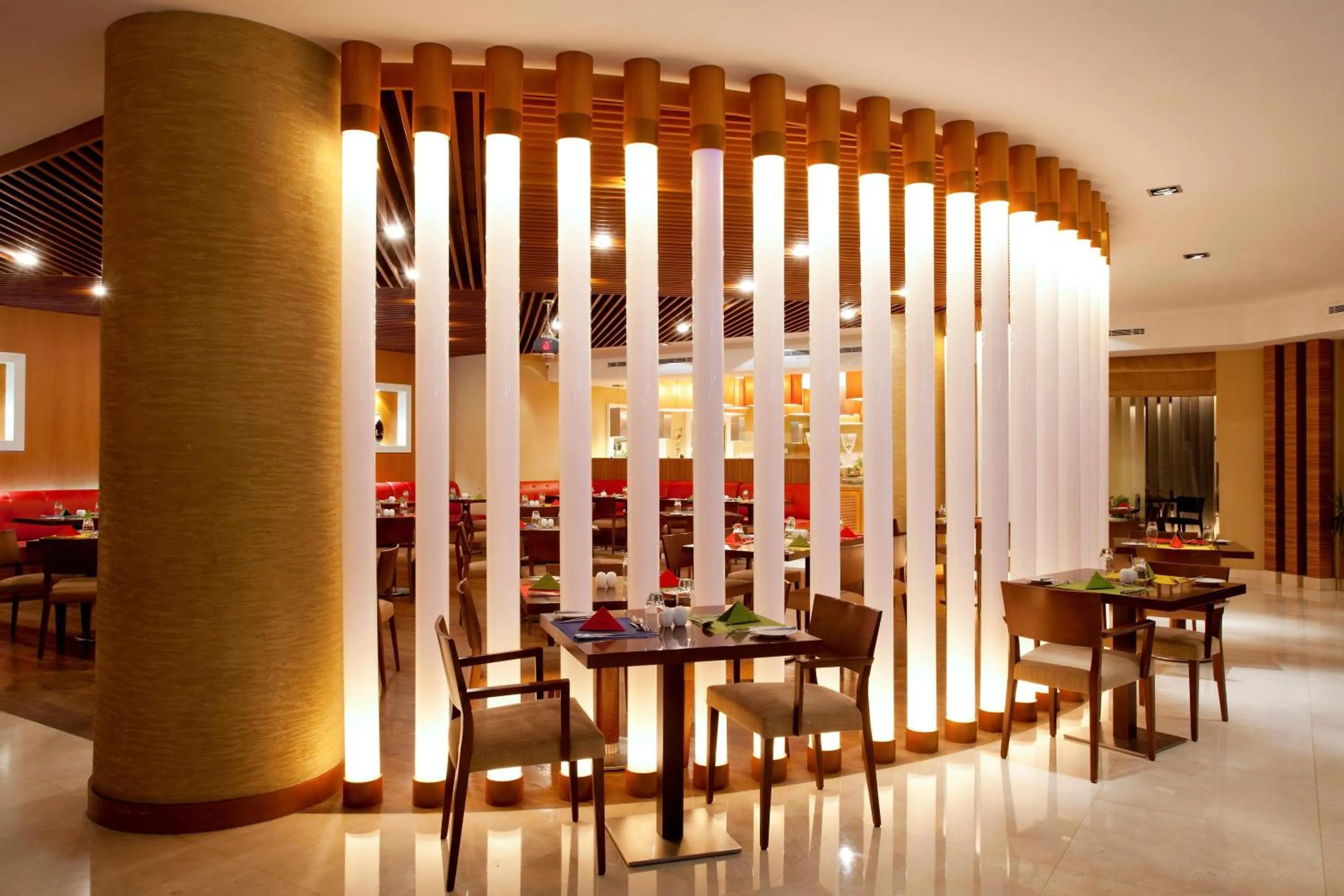 Restaurant/places to eat in Park Inn by Radisson Al Khobar