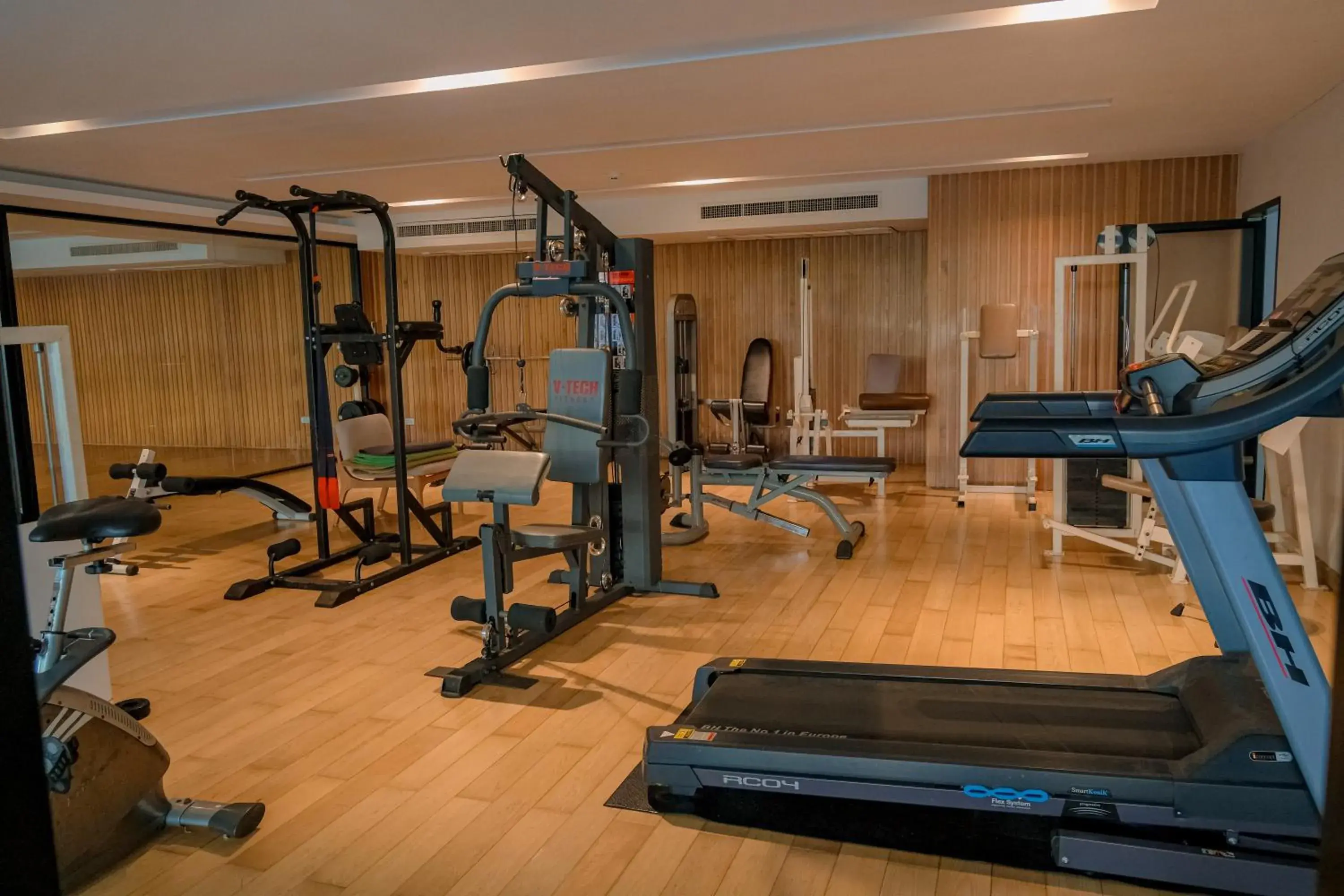 Fitness centre/facilities in Welcome World Beachfront Resort Fitness centre/facilities in Welcome World Beachfront Resort
