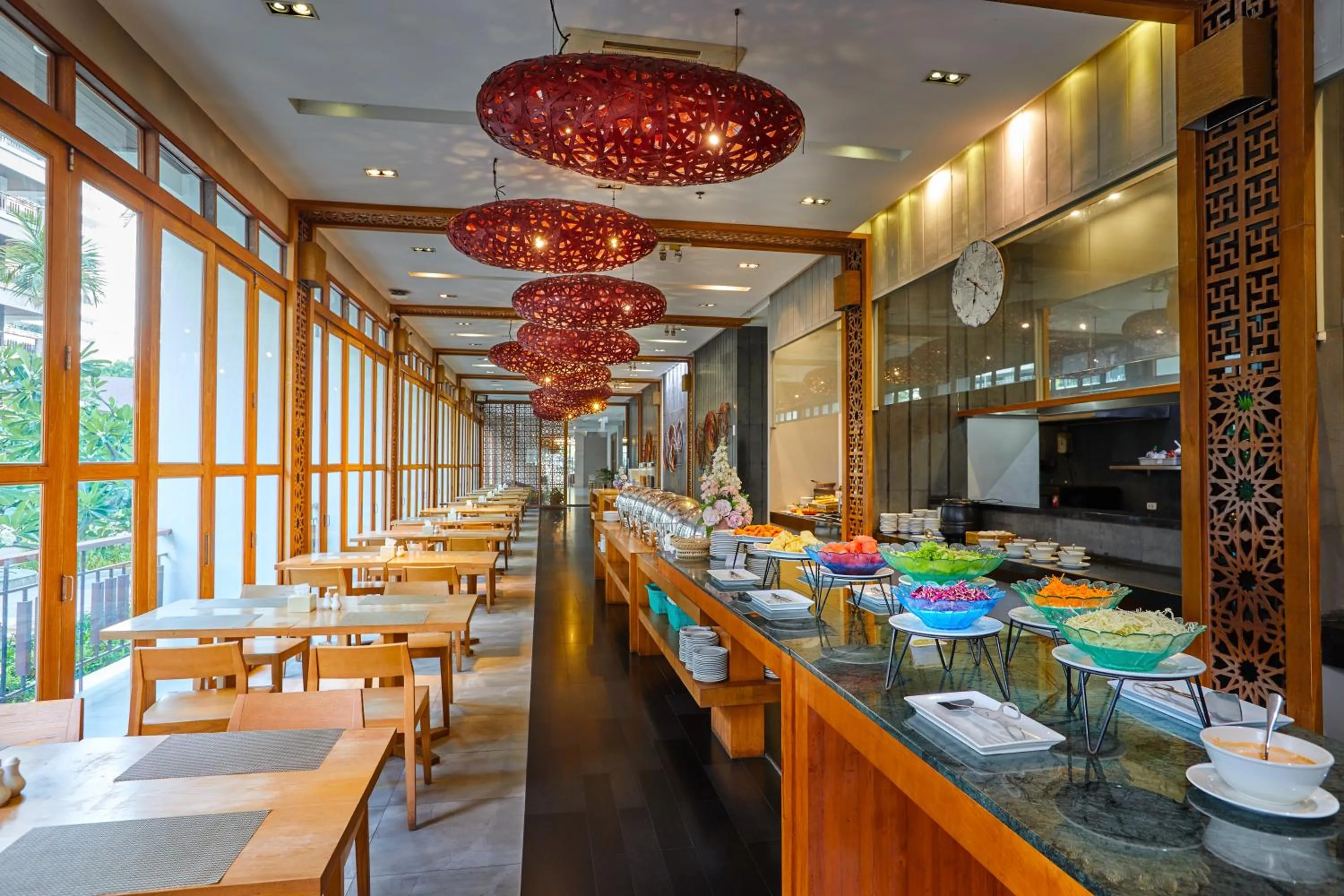 Breakfast in Welcome World Beachfront Resort