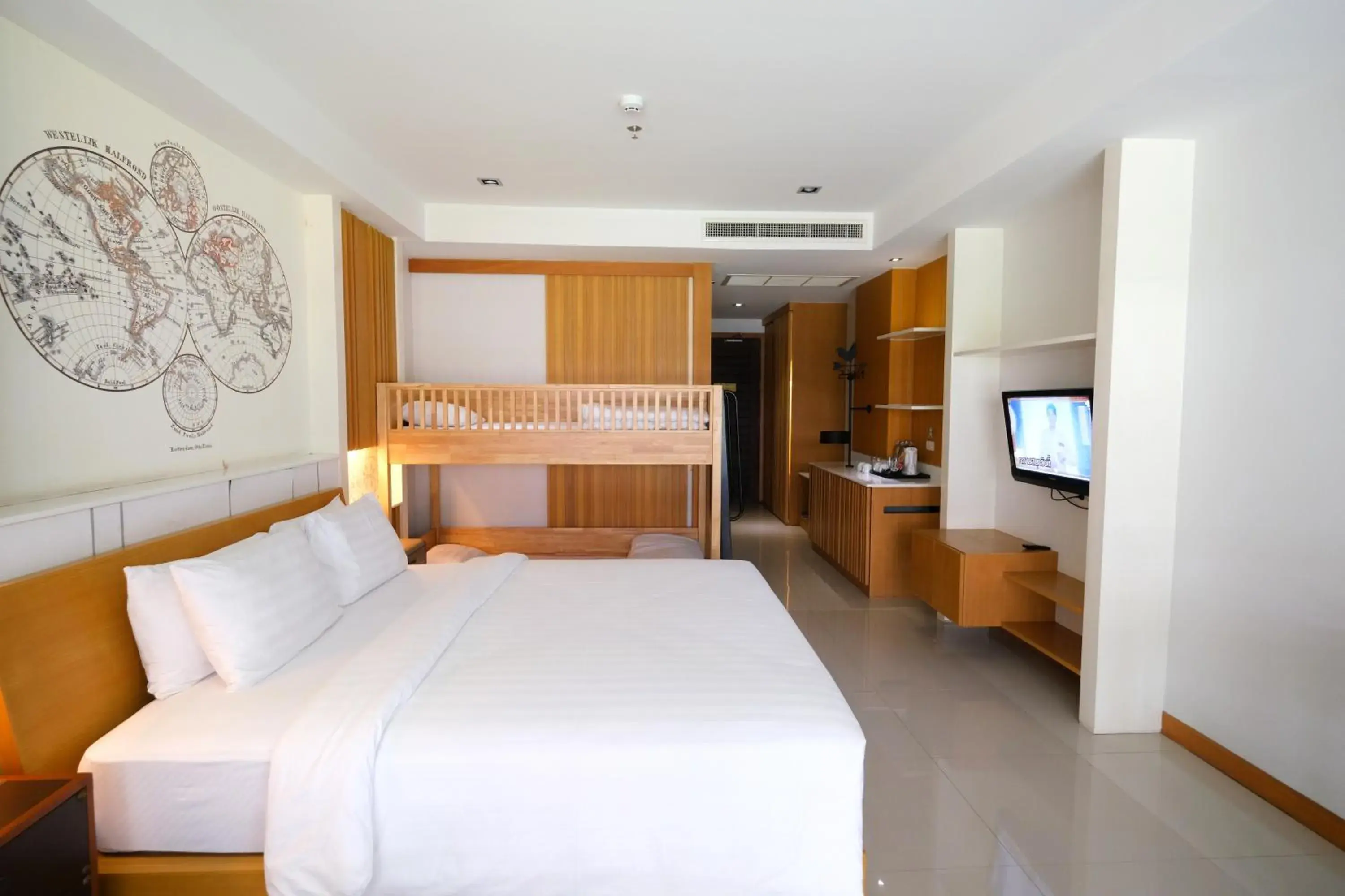 Bedroom, Bed in Welcome World Beachfront Resort Bedroom, Bed in Welcome World Beachfront Resort