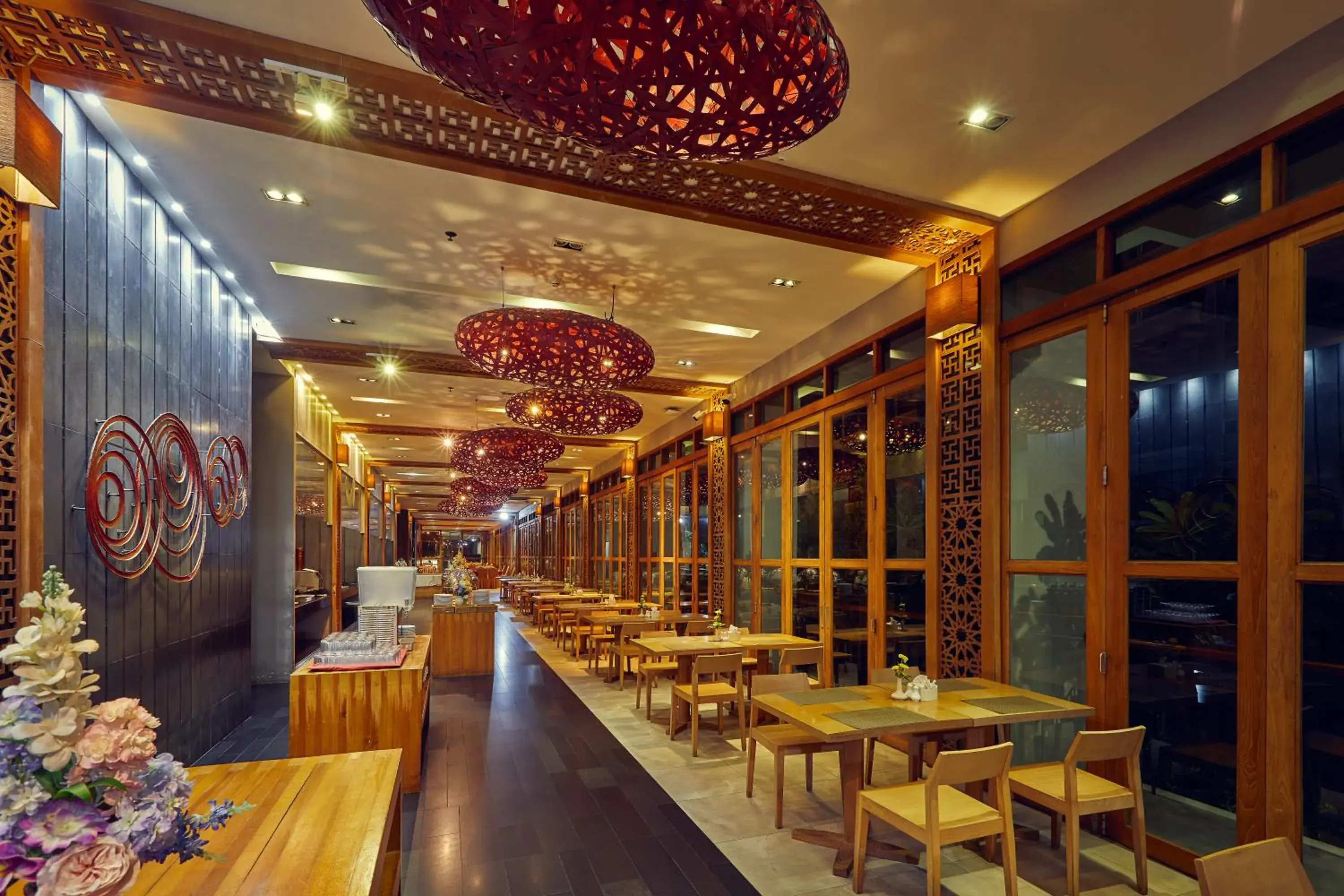 Restaurant/places to eat in Welcome World Beachfront Resort Restaurant/places to eat in Welcome World Beachfront Resort