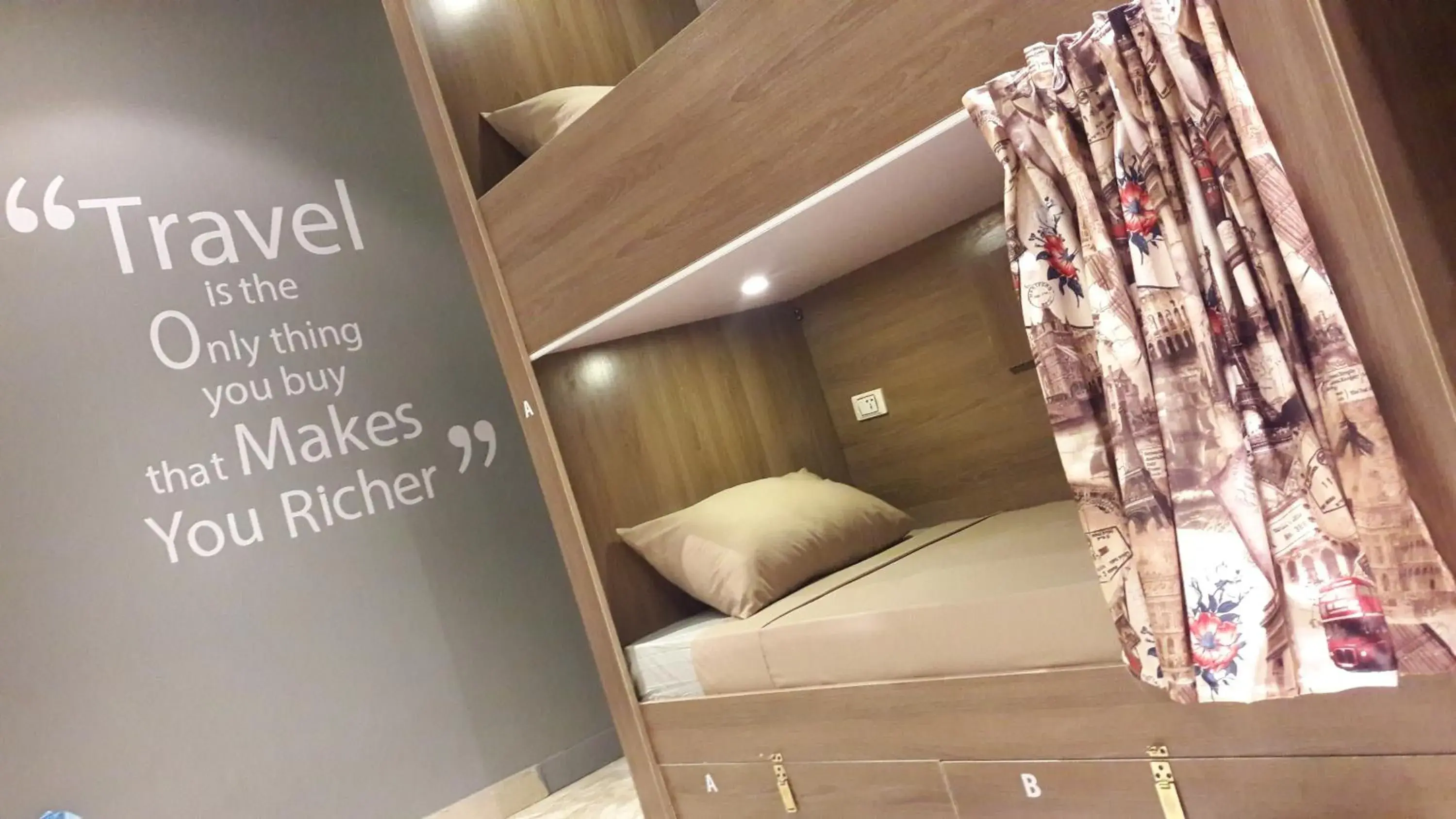 bunk bed, Bed in Tahrir Square Hostel bunk bed, Bed in Tahrir Square Hostel